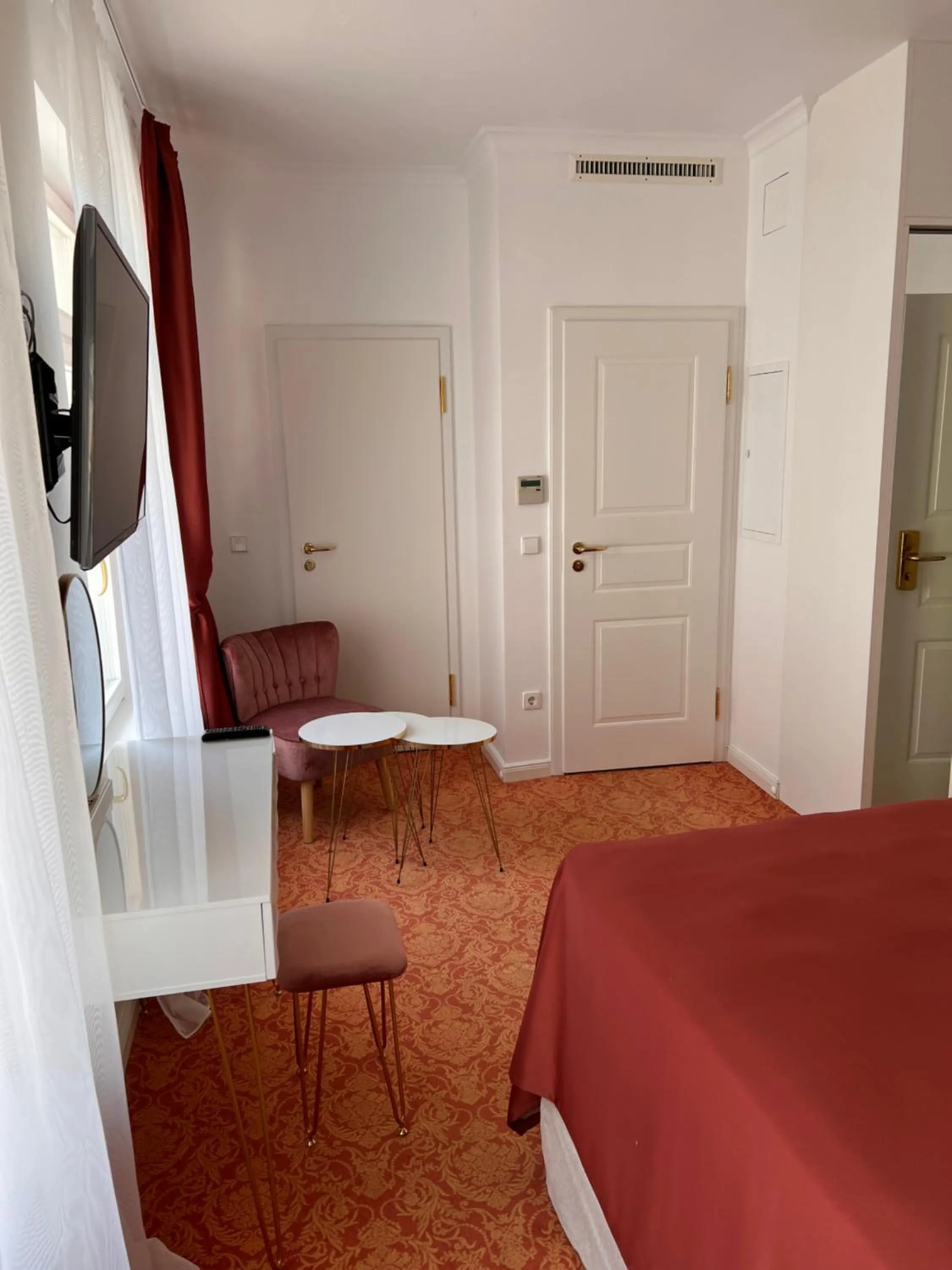 Bed in ART HOTEL HOUSE ONE