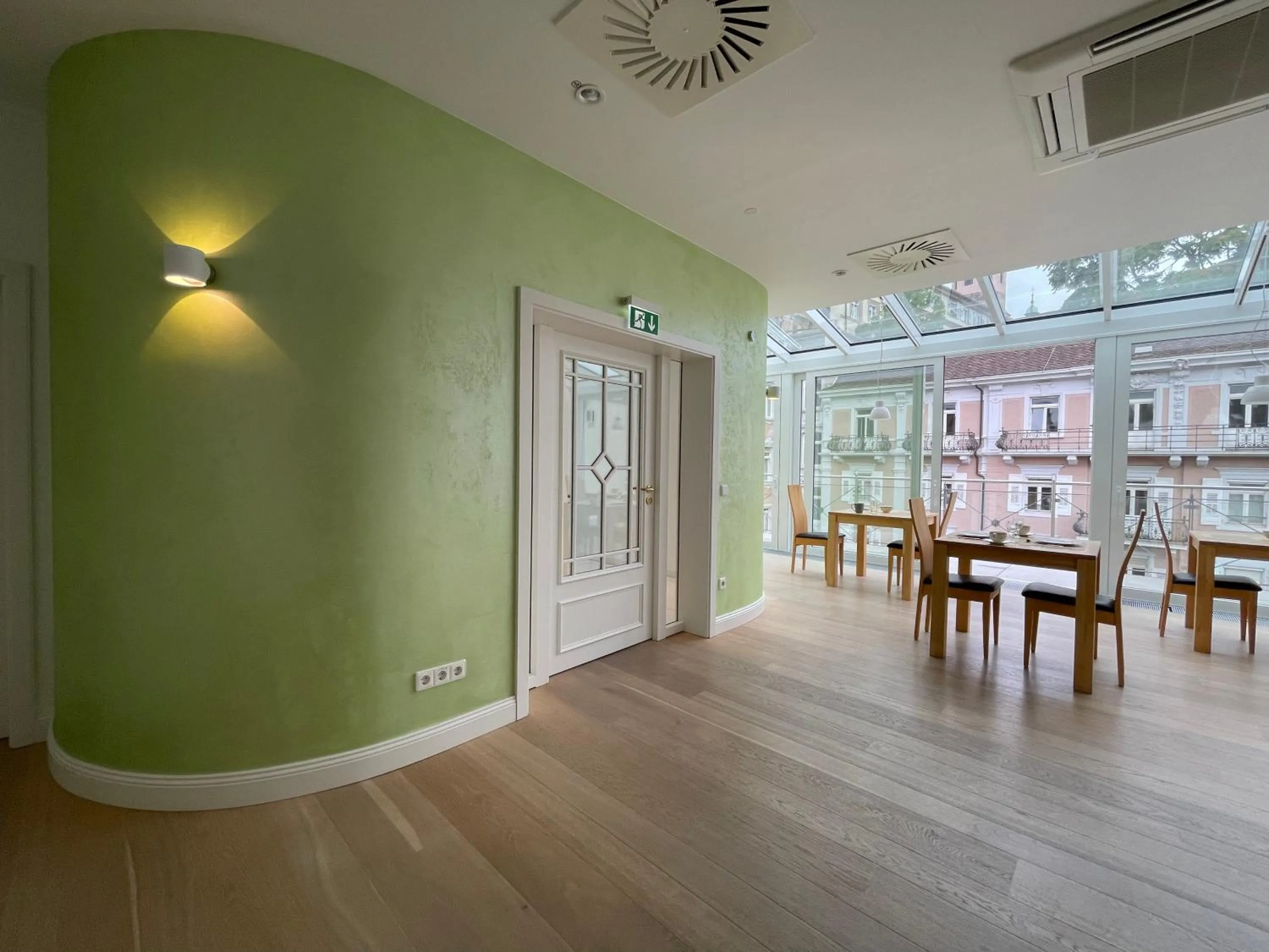 ART HOTEL HOUSE ONE
