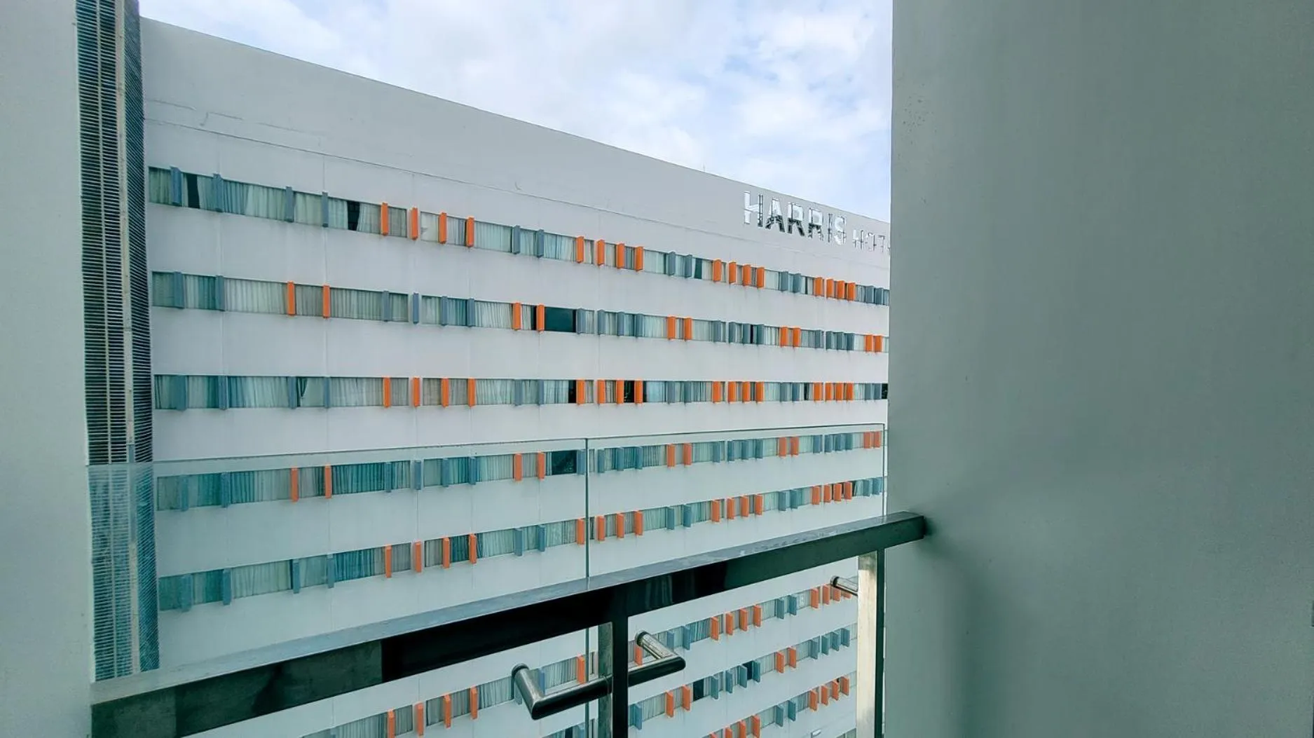 Day in Palam Mansion at Apartment One Residence