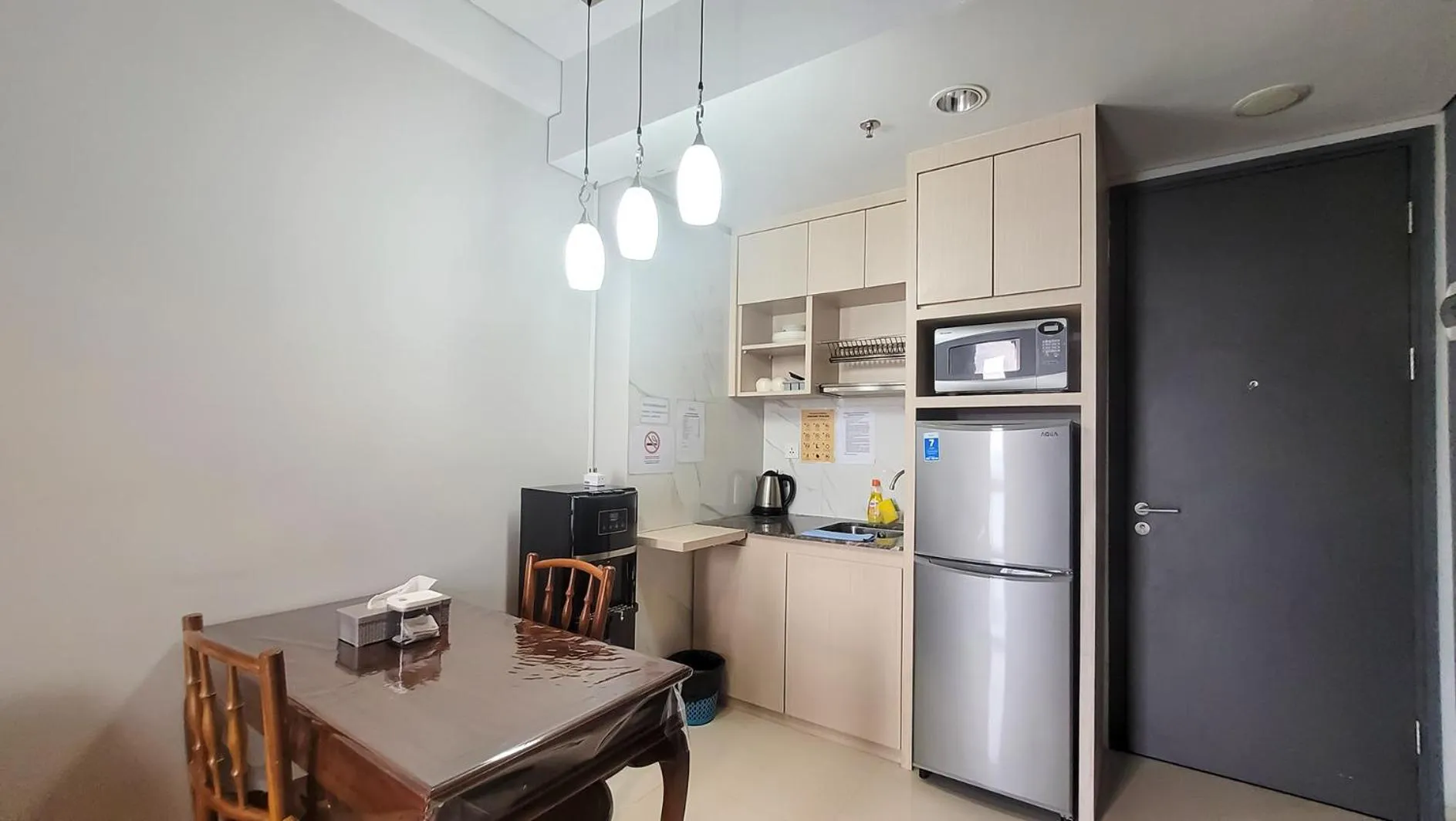 Kitchen or kitchenette in Palam Mansion at Apartment One Residence