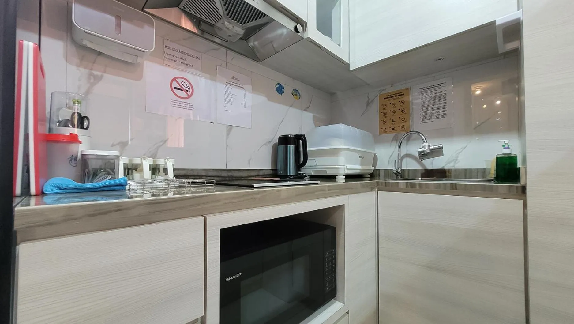 Kitchen or kitchenette in Palam Mansion at Apartment One Residence