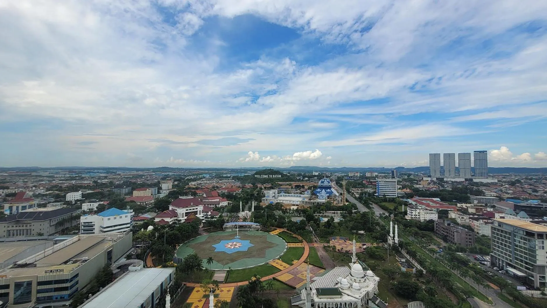 Natural landscape in Palam Mansion at Apartment One Residence
