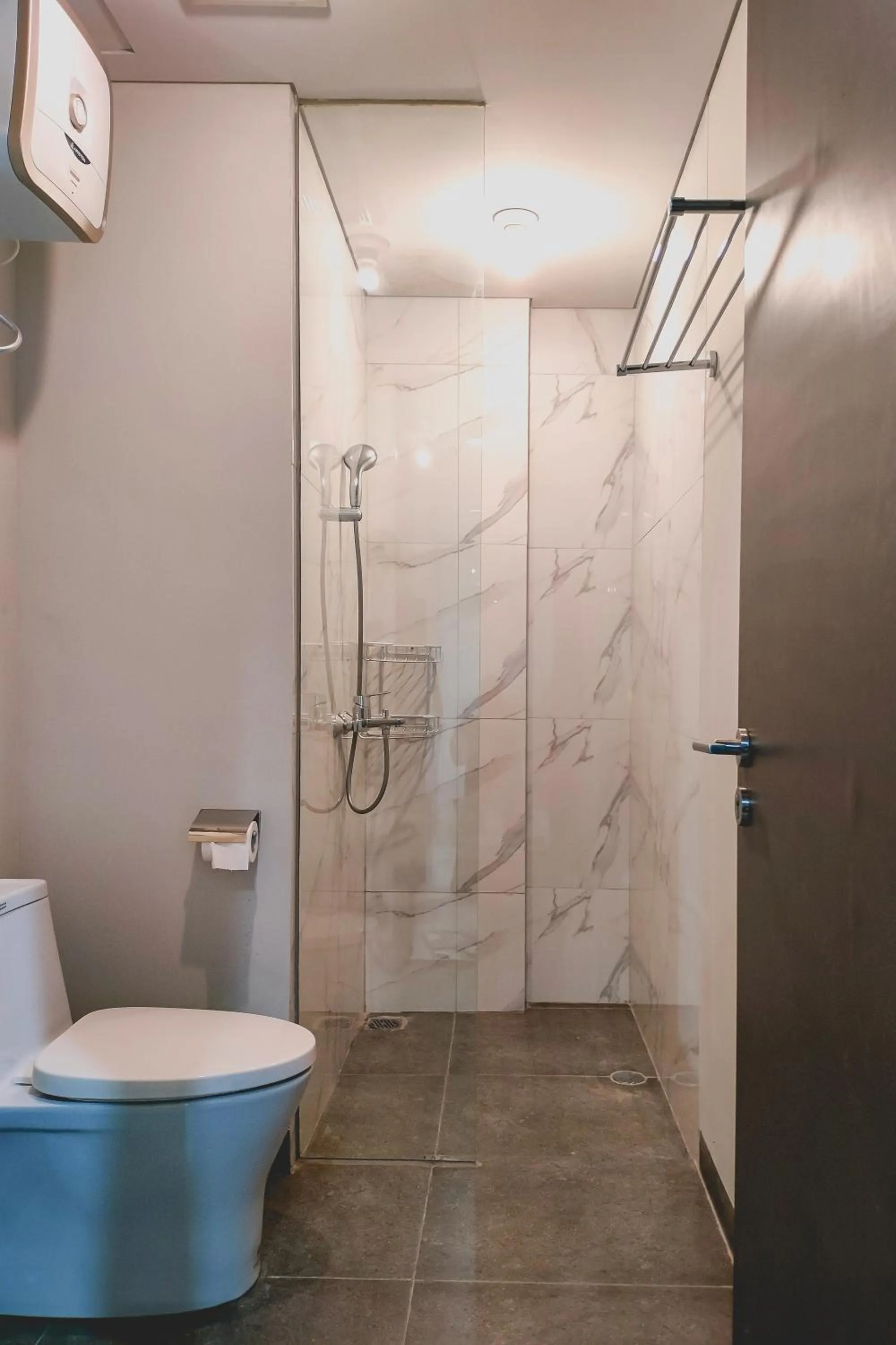 Shower in Palam Mansion at Apartment One Residence