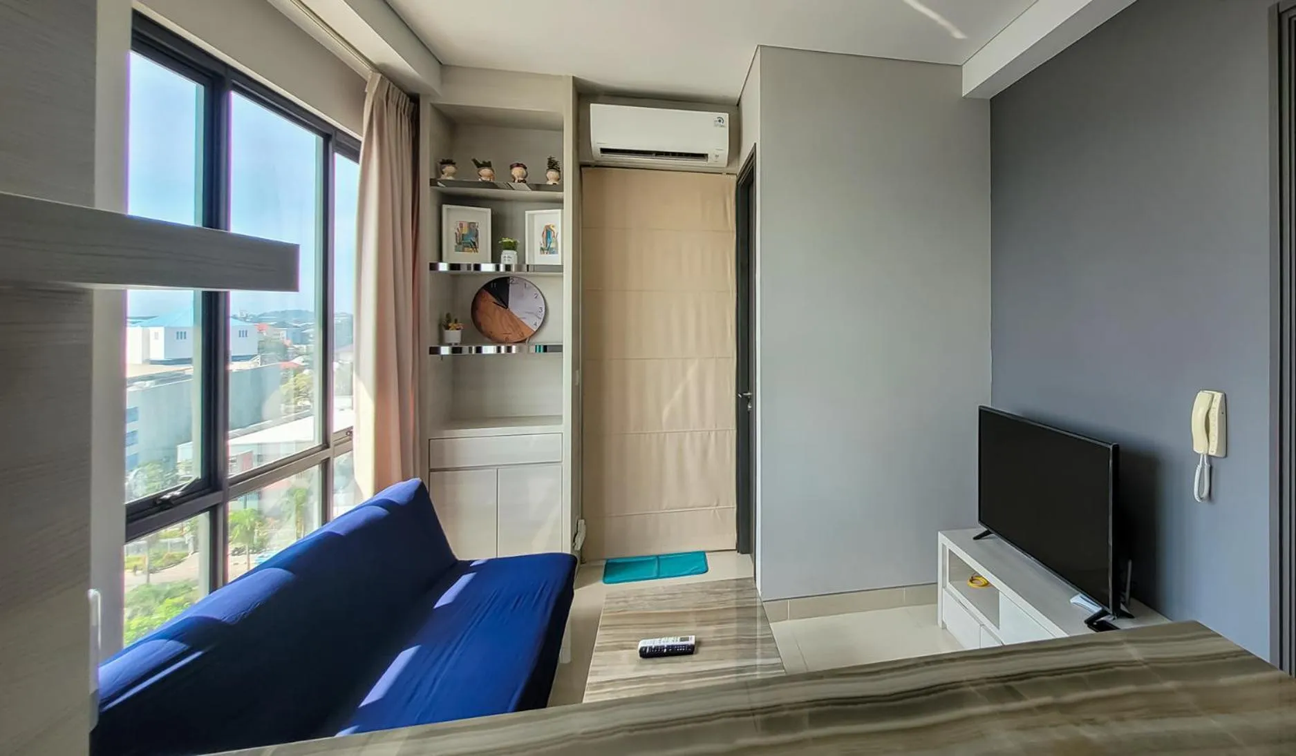 TV and multimedia in Palam Mansion at Apartment One Residence