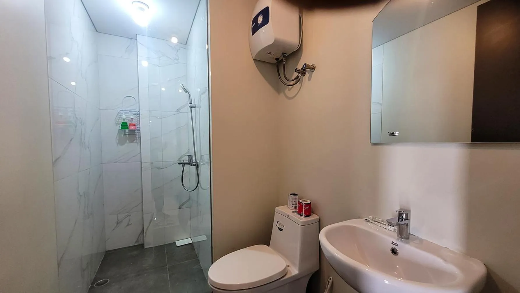 Shower in Palam Mansion at Apartment One Residence