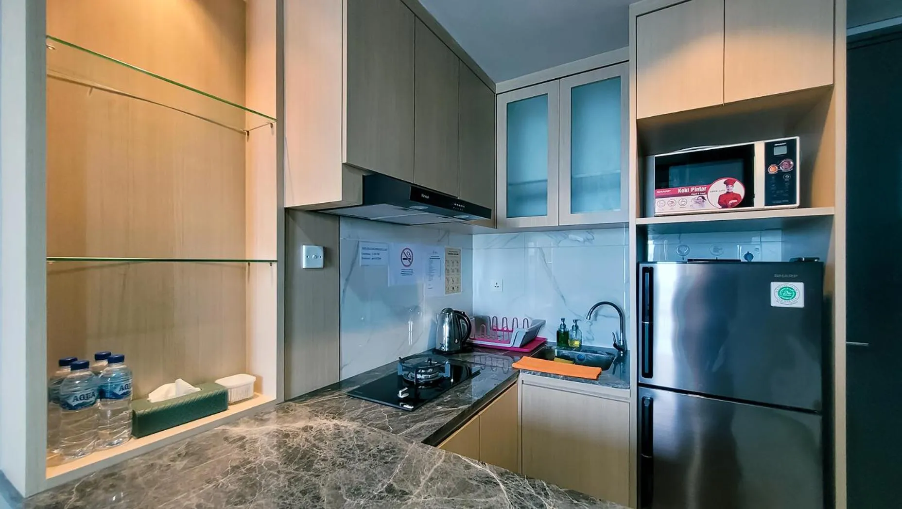 Kitchen or kitchenette in Palam Mansion at Apartment One Residence