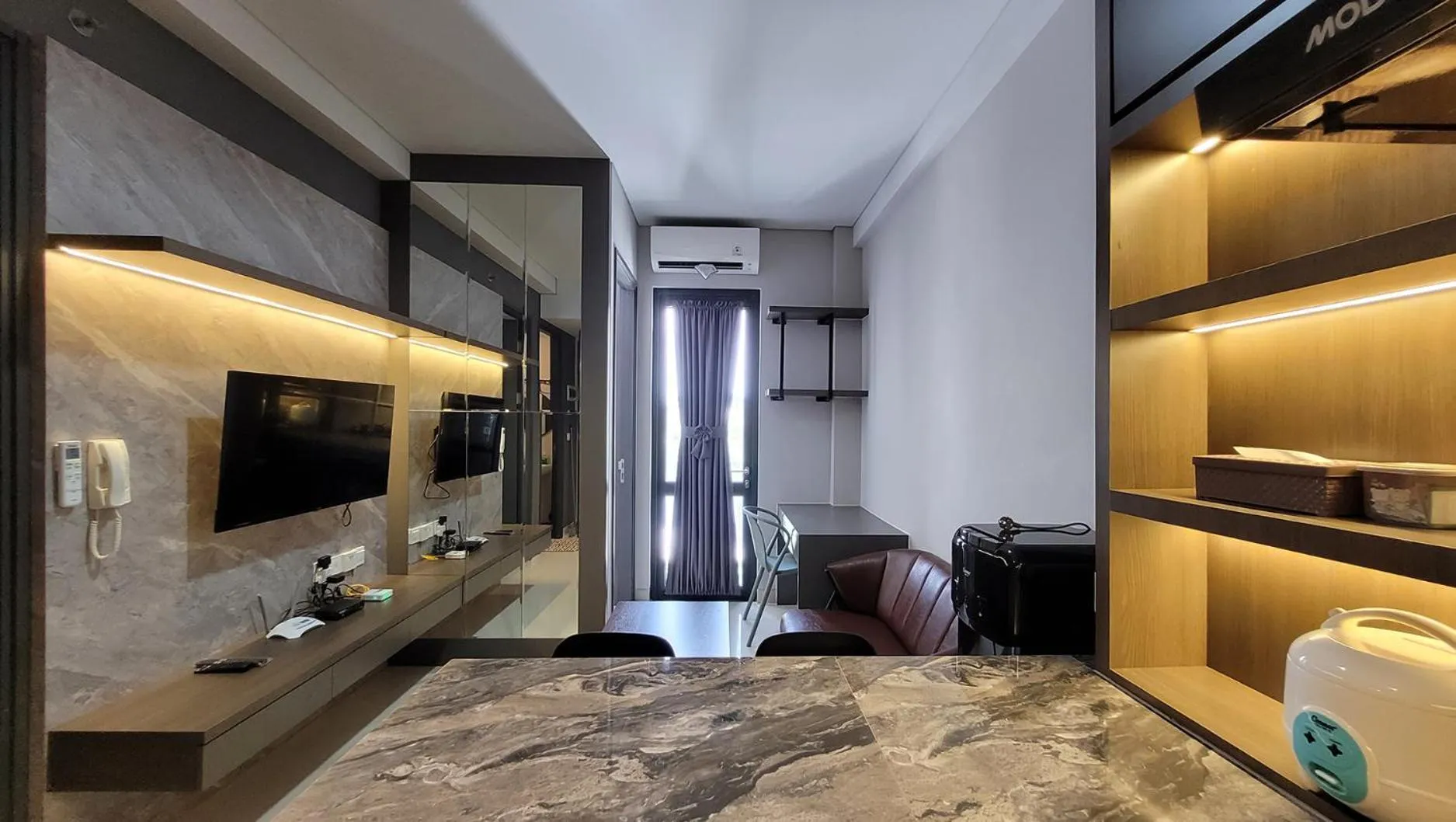 TV and multimedia in Palam Mansion at Apartment One Residence