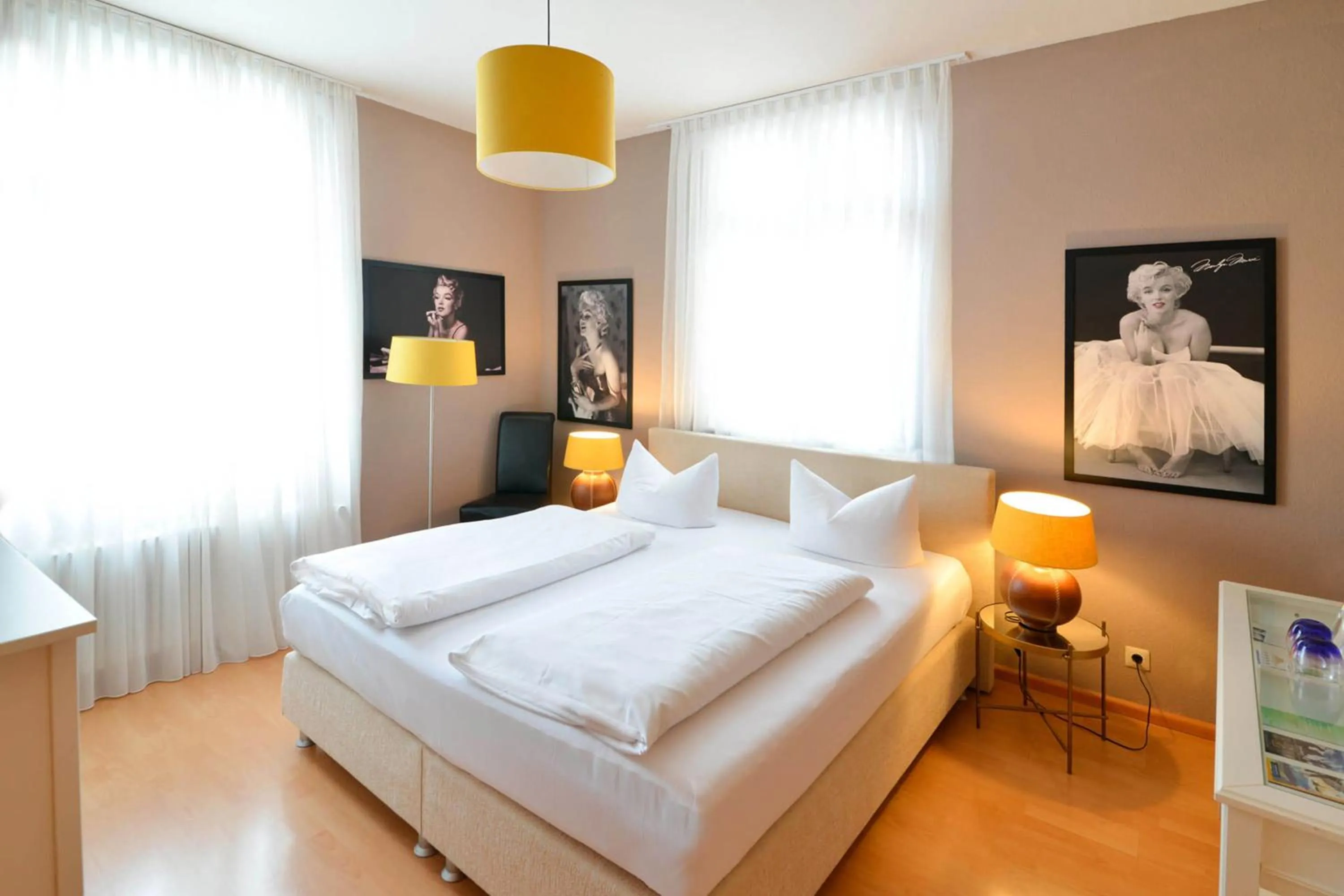 Bedroom, Bed in Gasthaus zum Adler