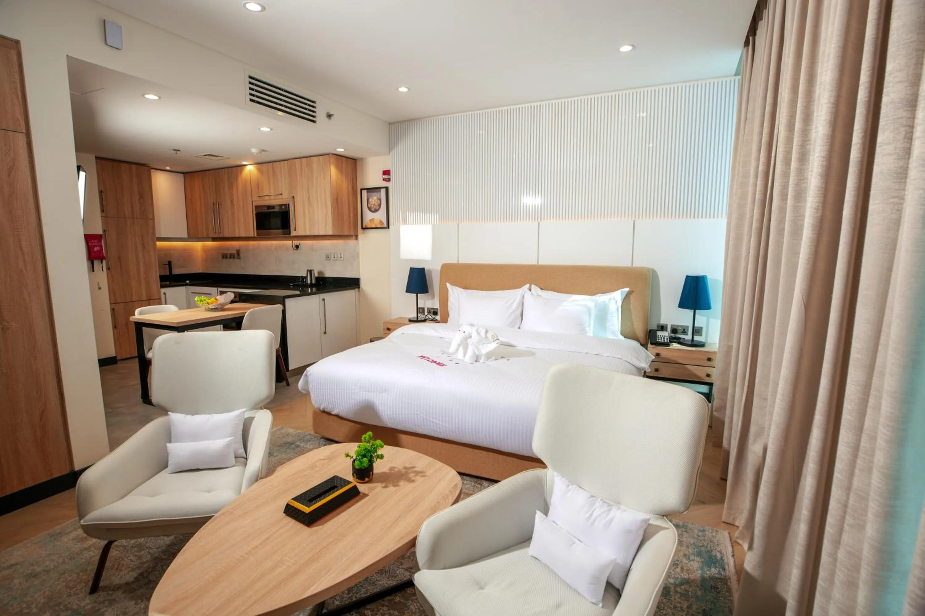 Bedroom, Bed in Royal Mansoura Residence Hotel