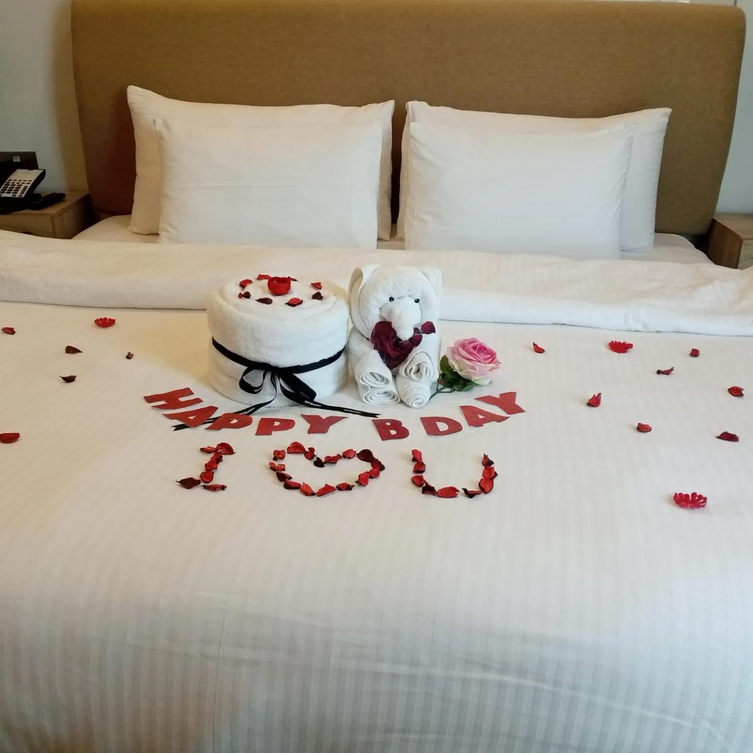 Decorative detail, Bed in Royal Mansoura Residence Hotel