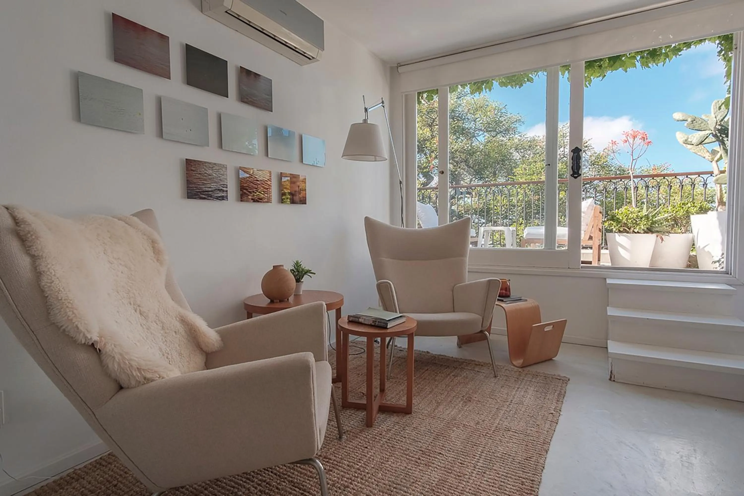 Living room in Charco Hotel