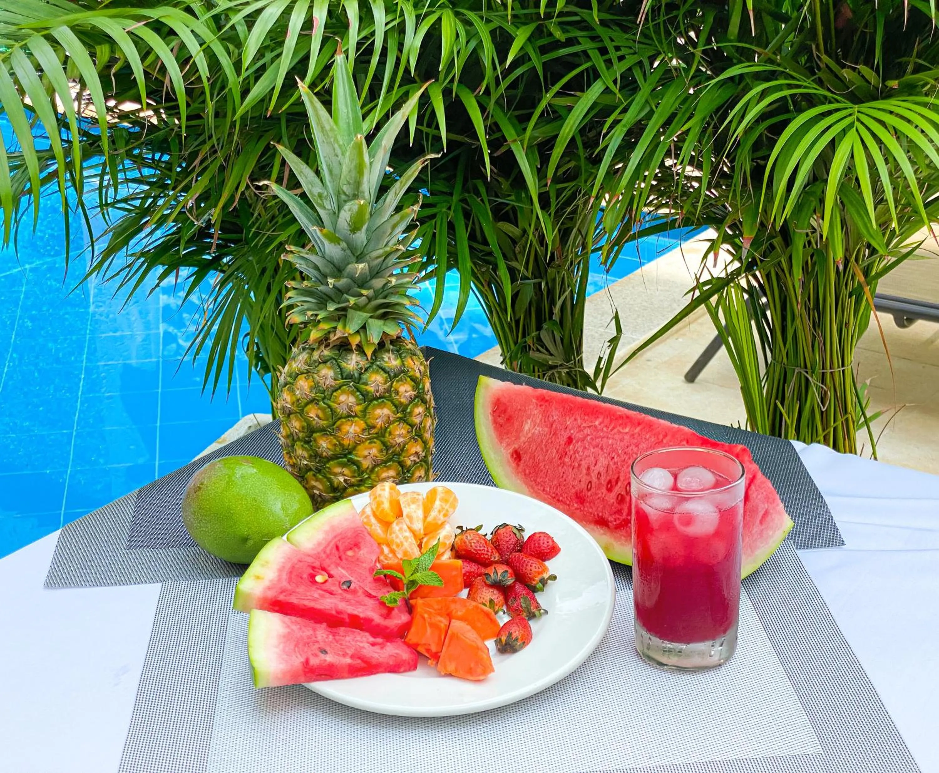 Food and drinks in Hotel El Marqués De Manga