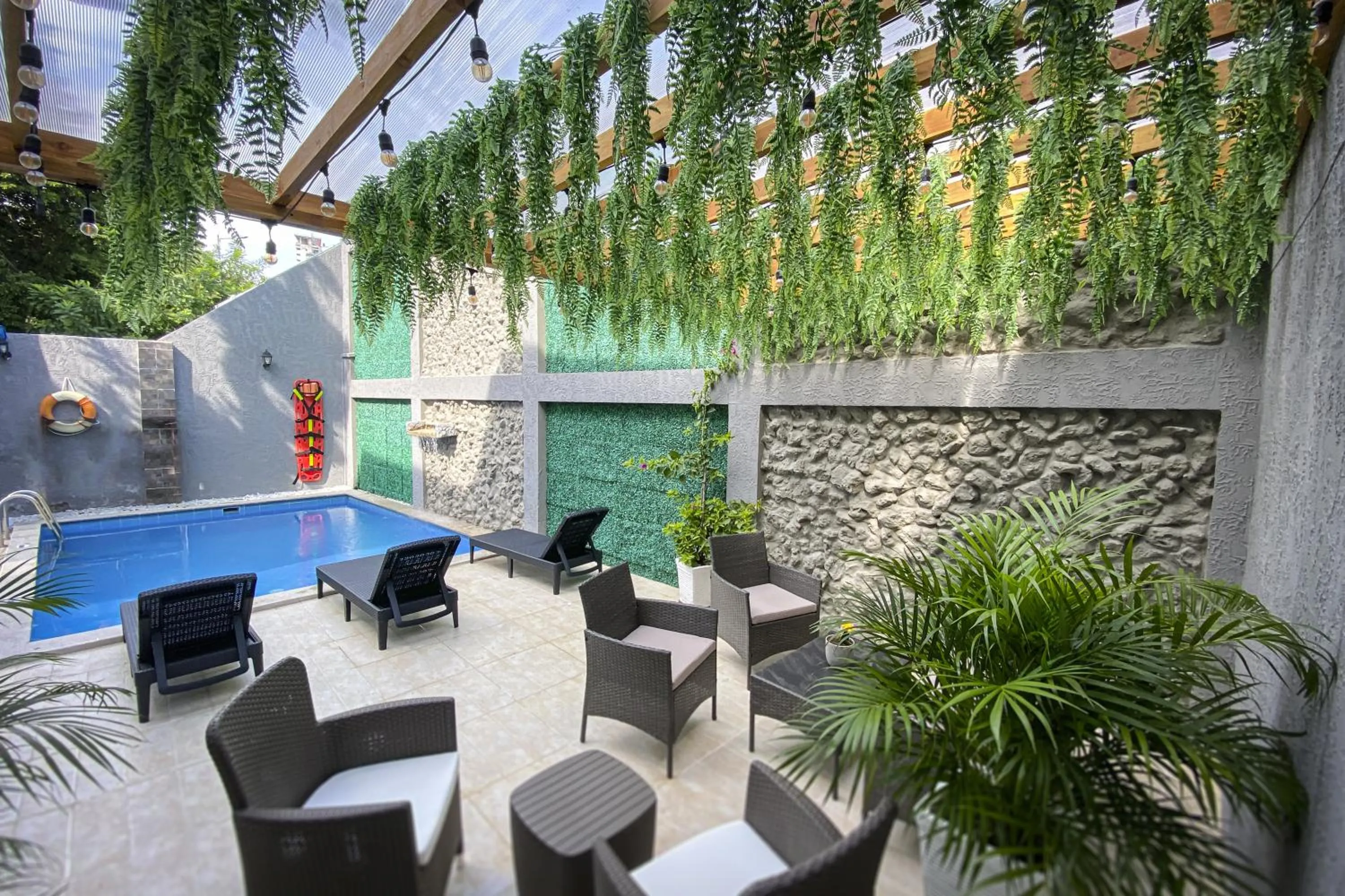 Swimming pool in Hotel El Marqués De Manga