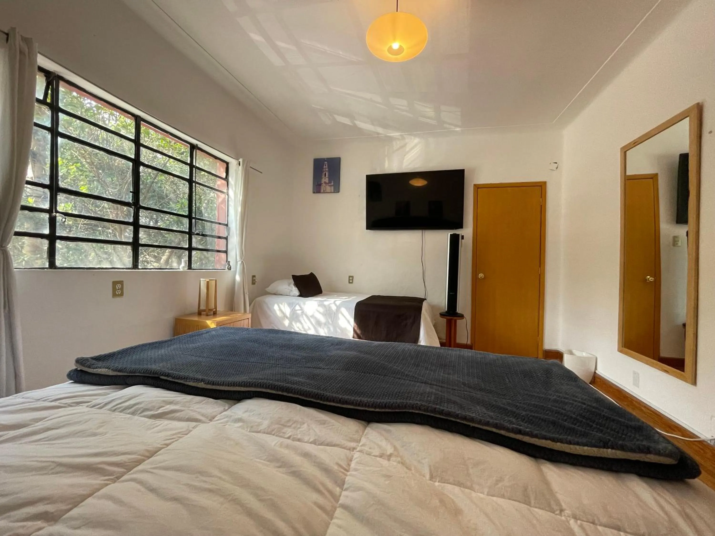 Photo of the whole room, Bed in Hostal Roma Condesa