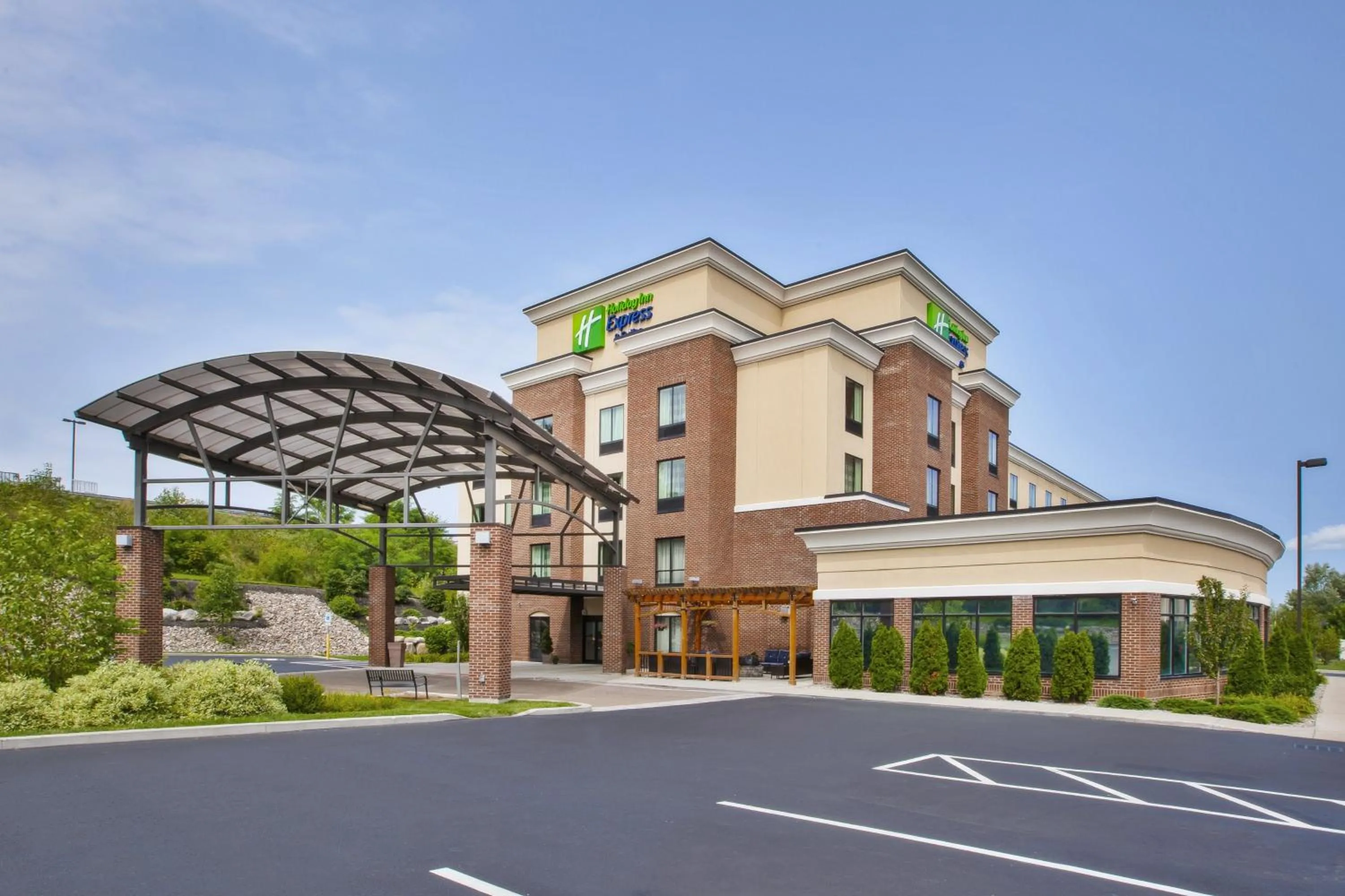 Property building in Holiday Inn Express & Suites Geneva Finger Lakes by IHG