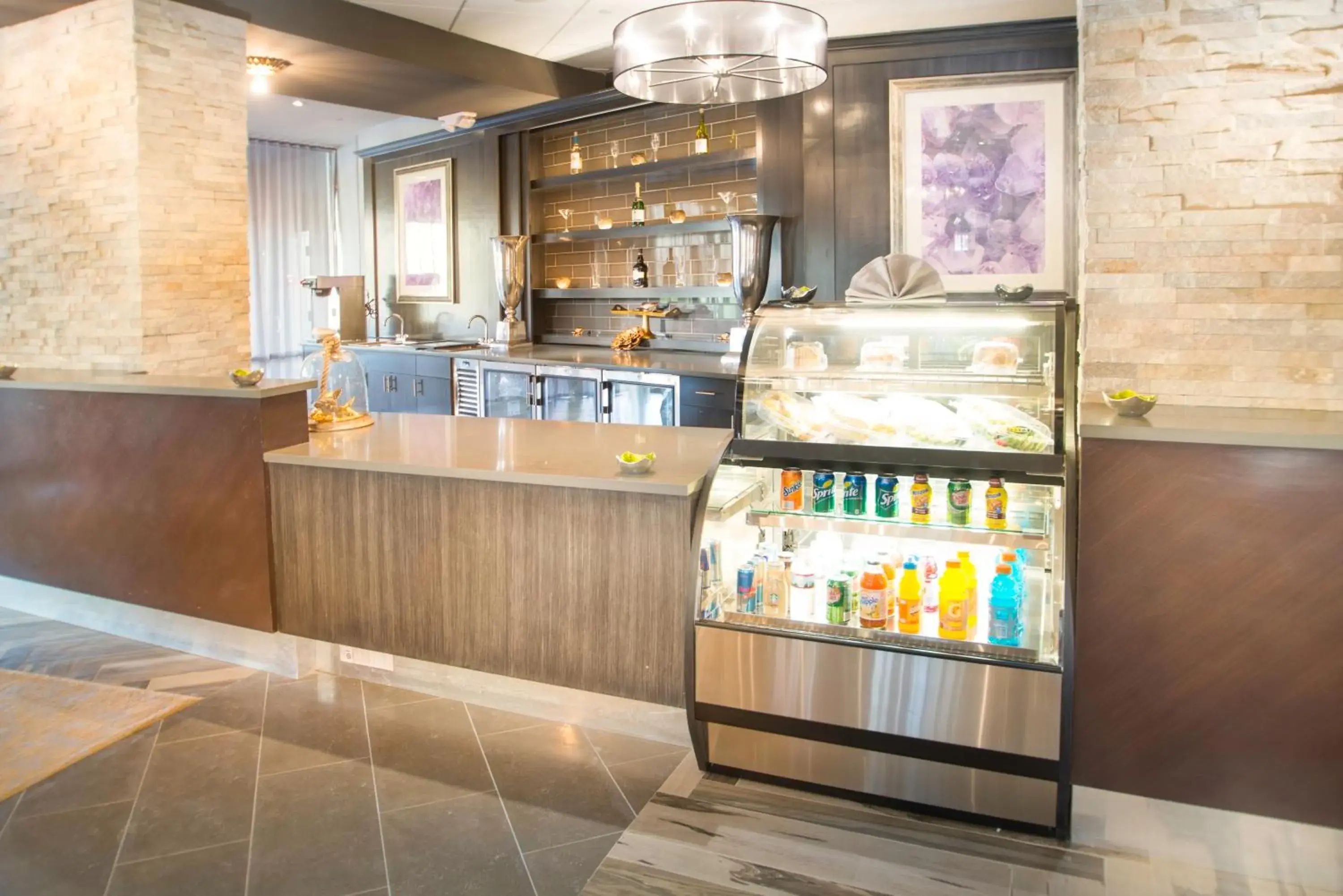 Restaurant/places to eat in Crowne Plaza Saddle Brook by IHG Restaurant/places to eat in Crowne Plaza Saddle Brook by IHG