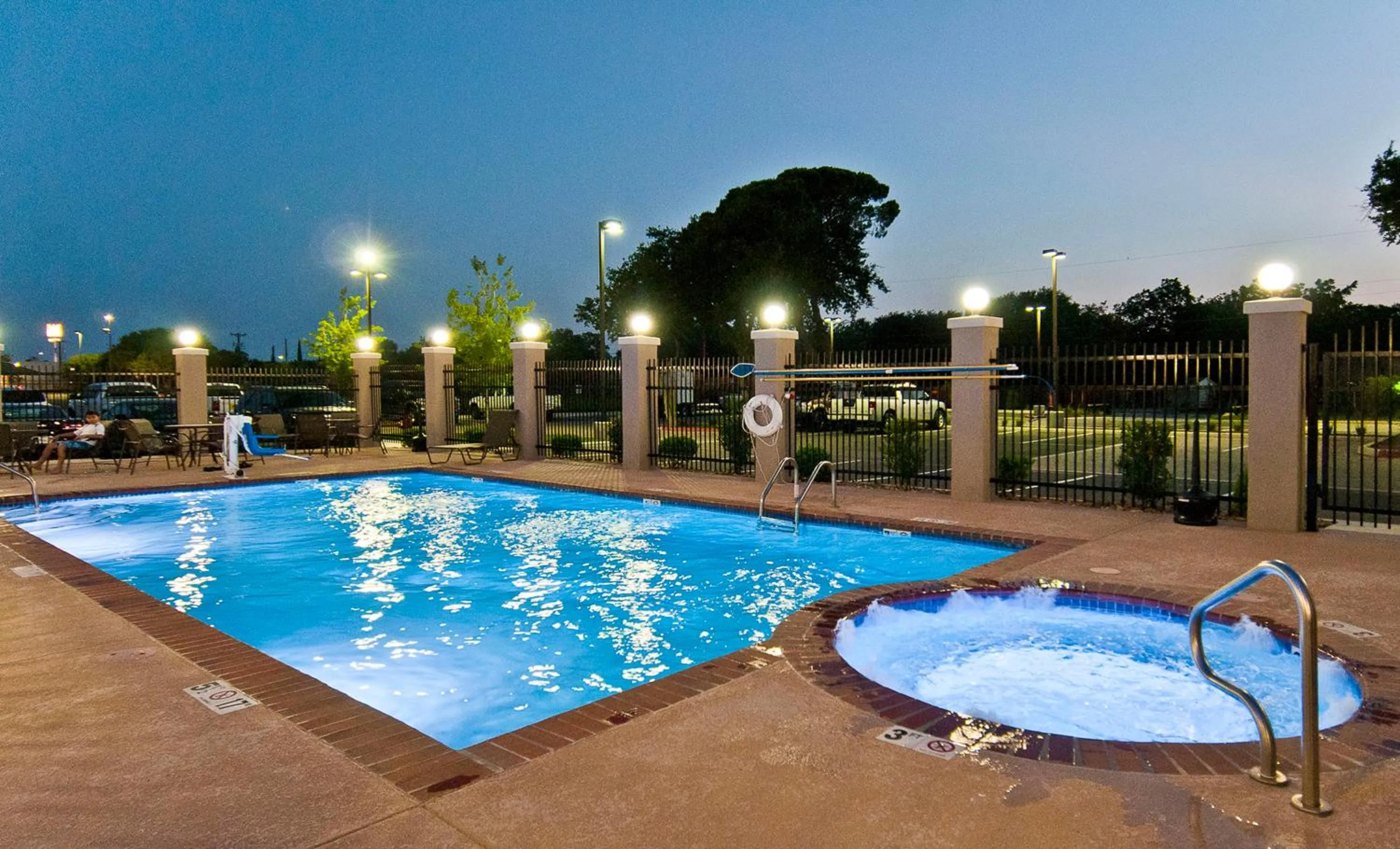 Swimming pool in Holiday Inn Express & Suites San Antonio Frost Bank Center by IHG