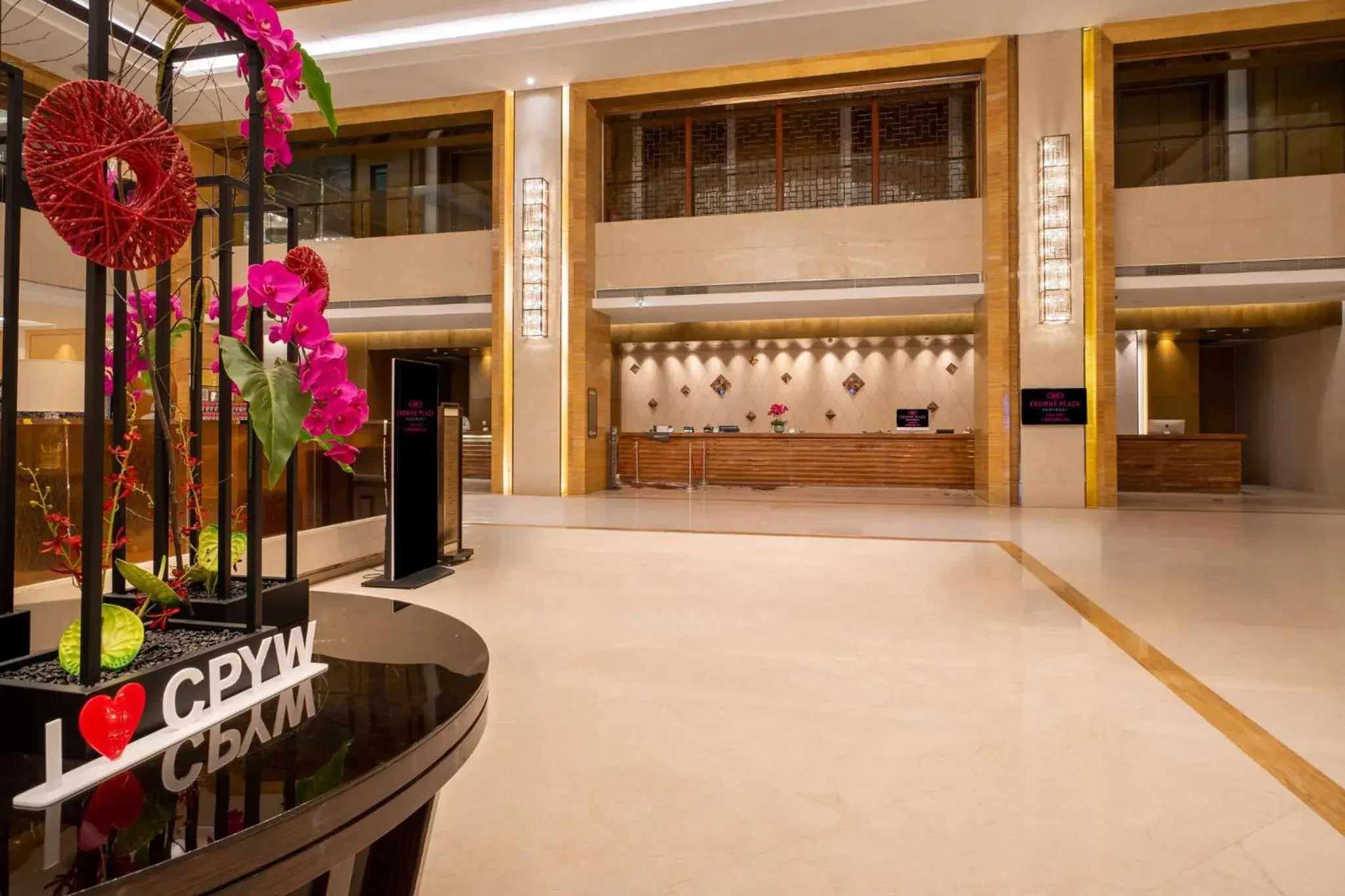 Property building in Expo Center Hotel - Free Shuttle Bus & Late Check-out Property building in Expo Center Hotel - Free Shuttle Bus & Late Check-out