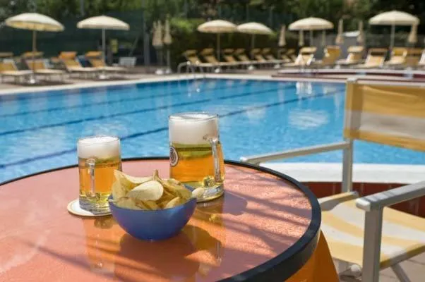 Swimming pool in Hotel Vanni