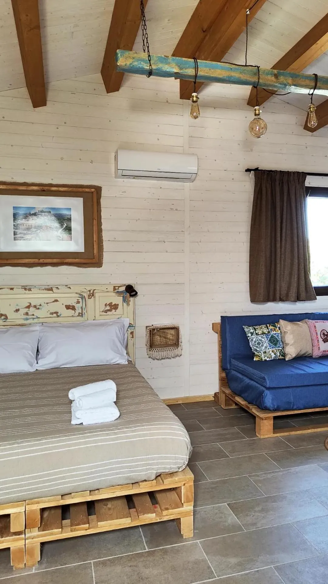 Bedroom, Bed in AgriBarocco