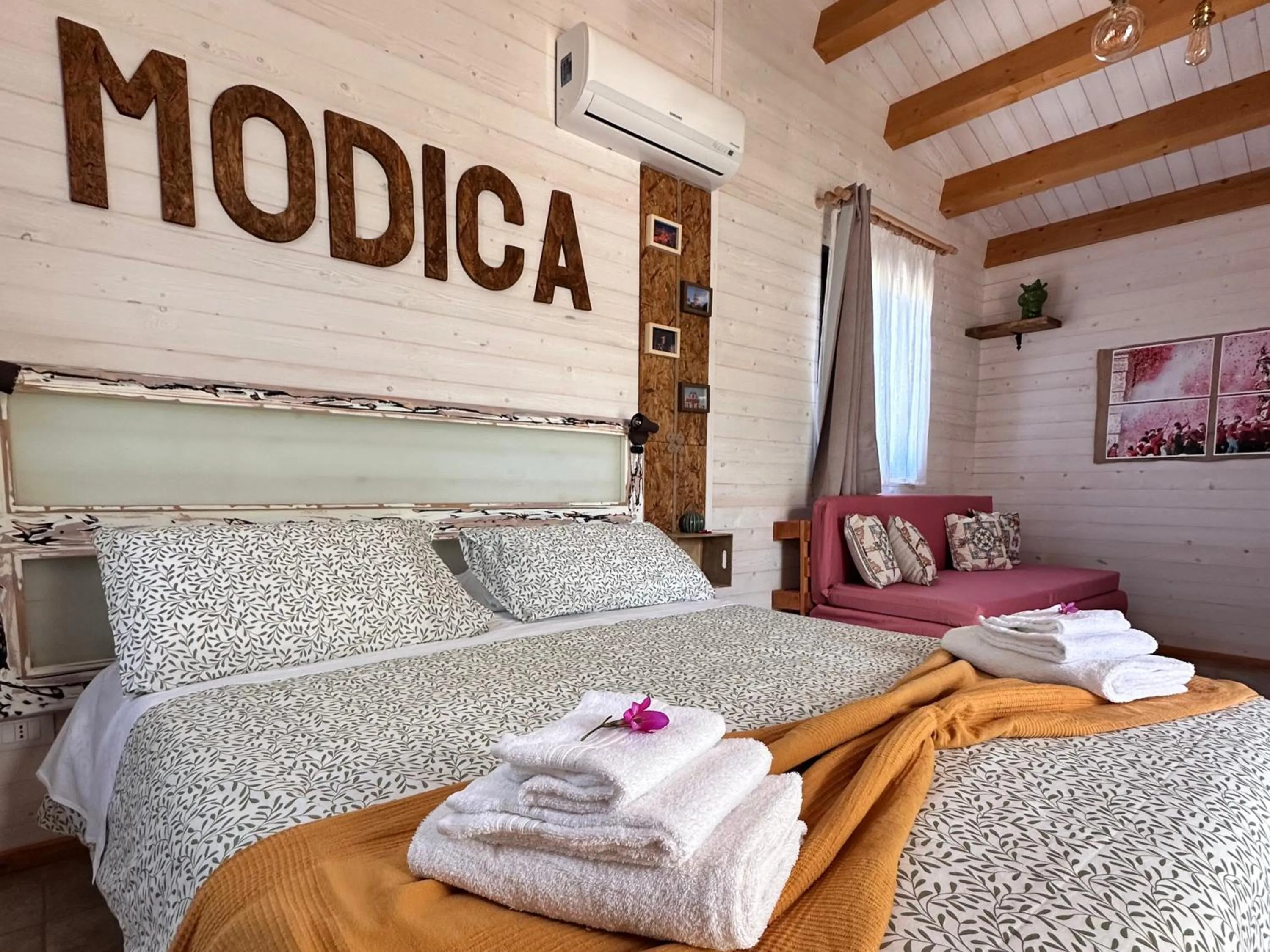 Bedroom, Bed in AgriBarocco