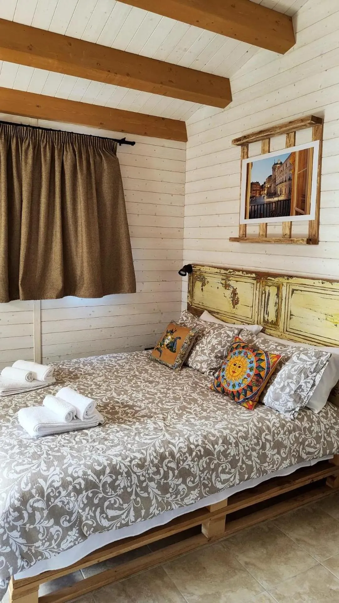 Bedroom, Bed in AgriBarocco