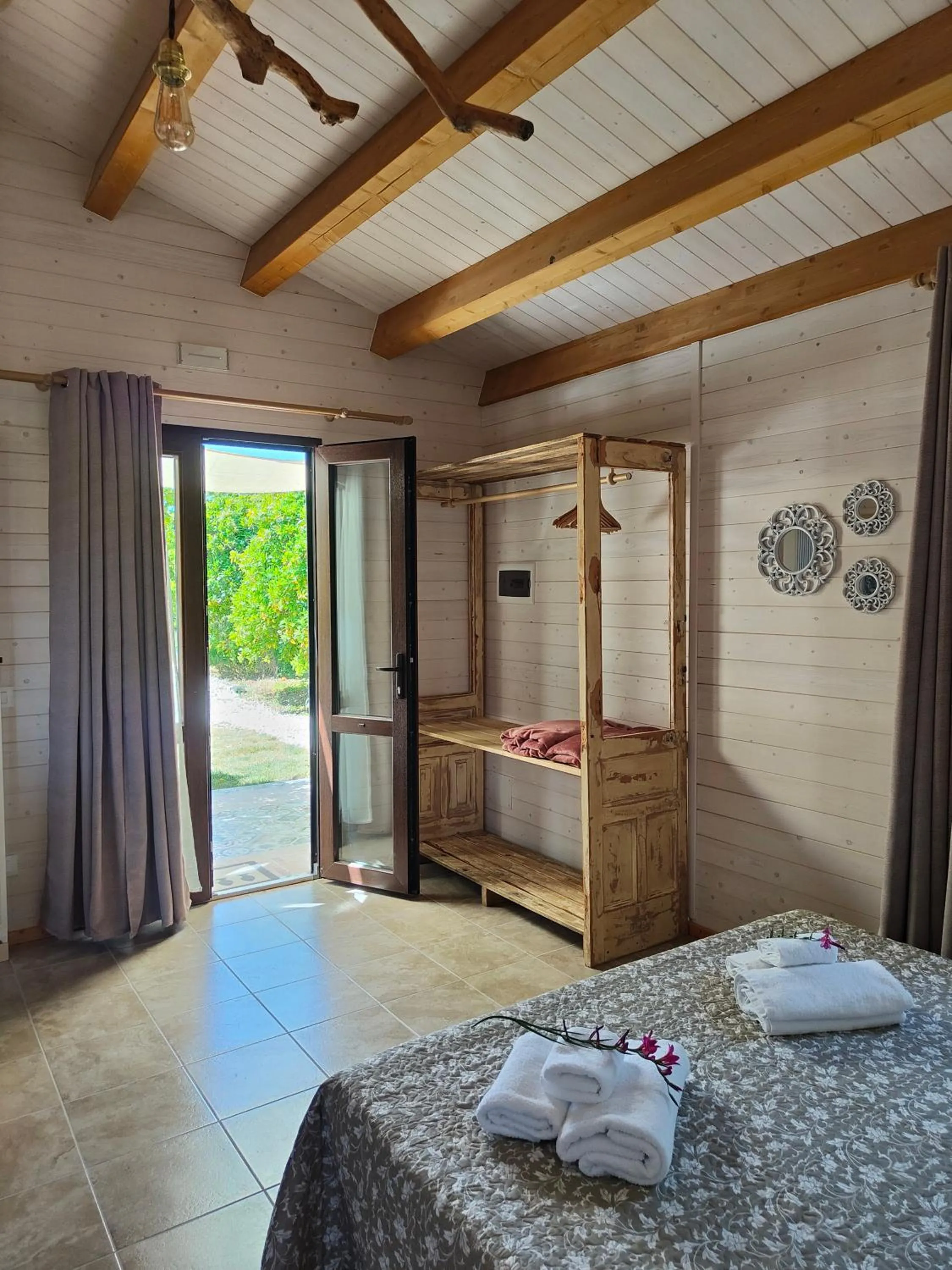 Photo of the whole room, Bed in AgriBarocco