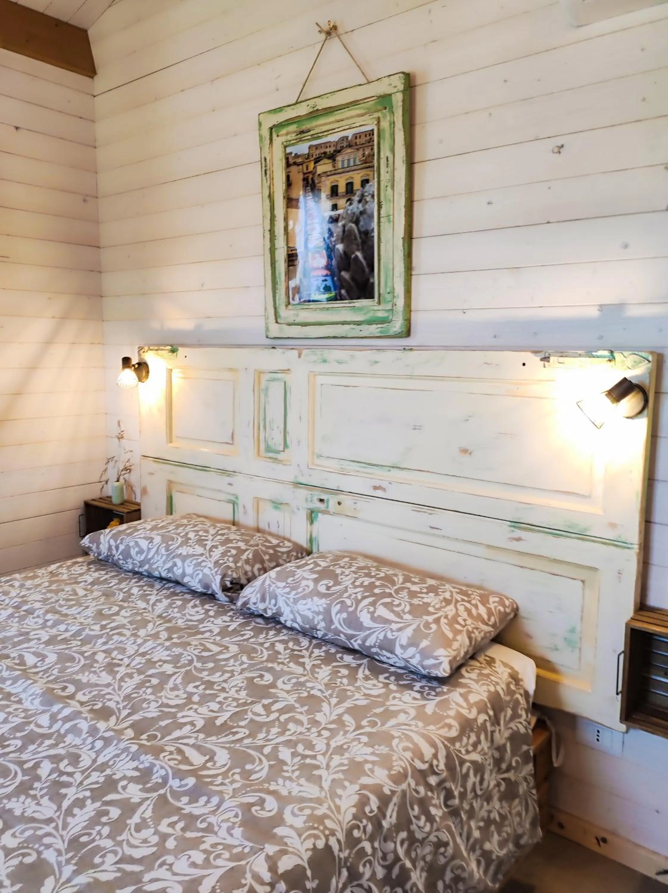 Bedroom, Bed in AgriBarocco