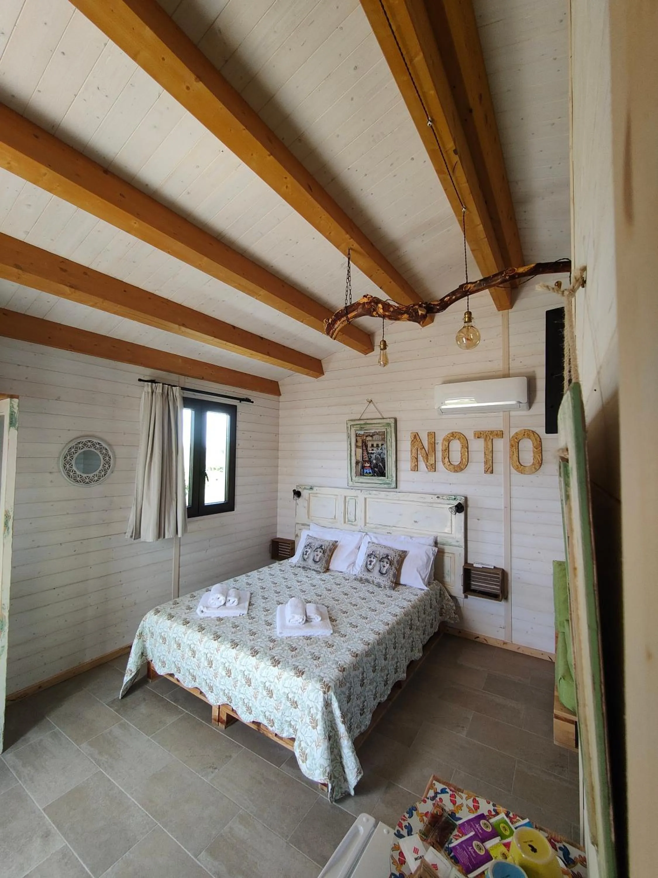 Photo of the whole room, Bed in AgriBarocco