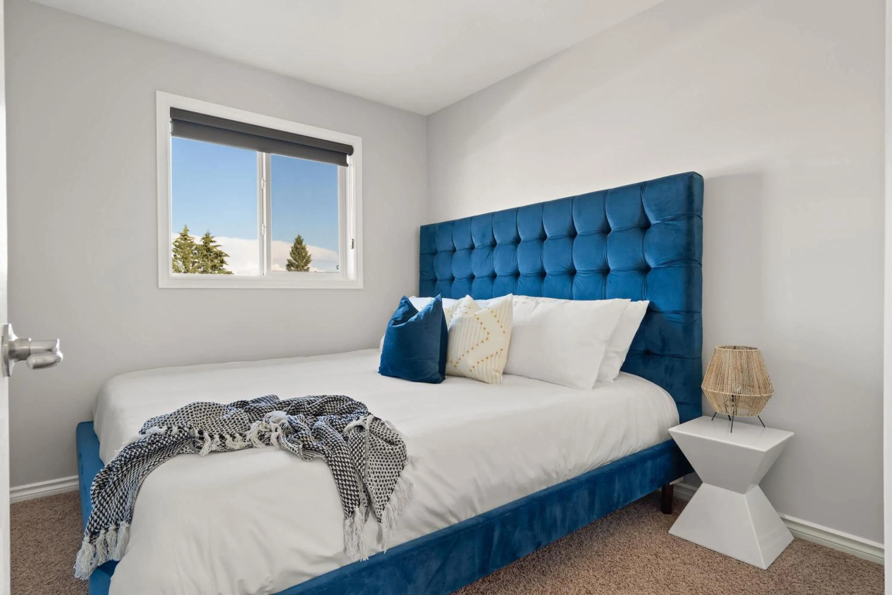 Bed in The Saturday I Perfect for Families I Arcade Games