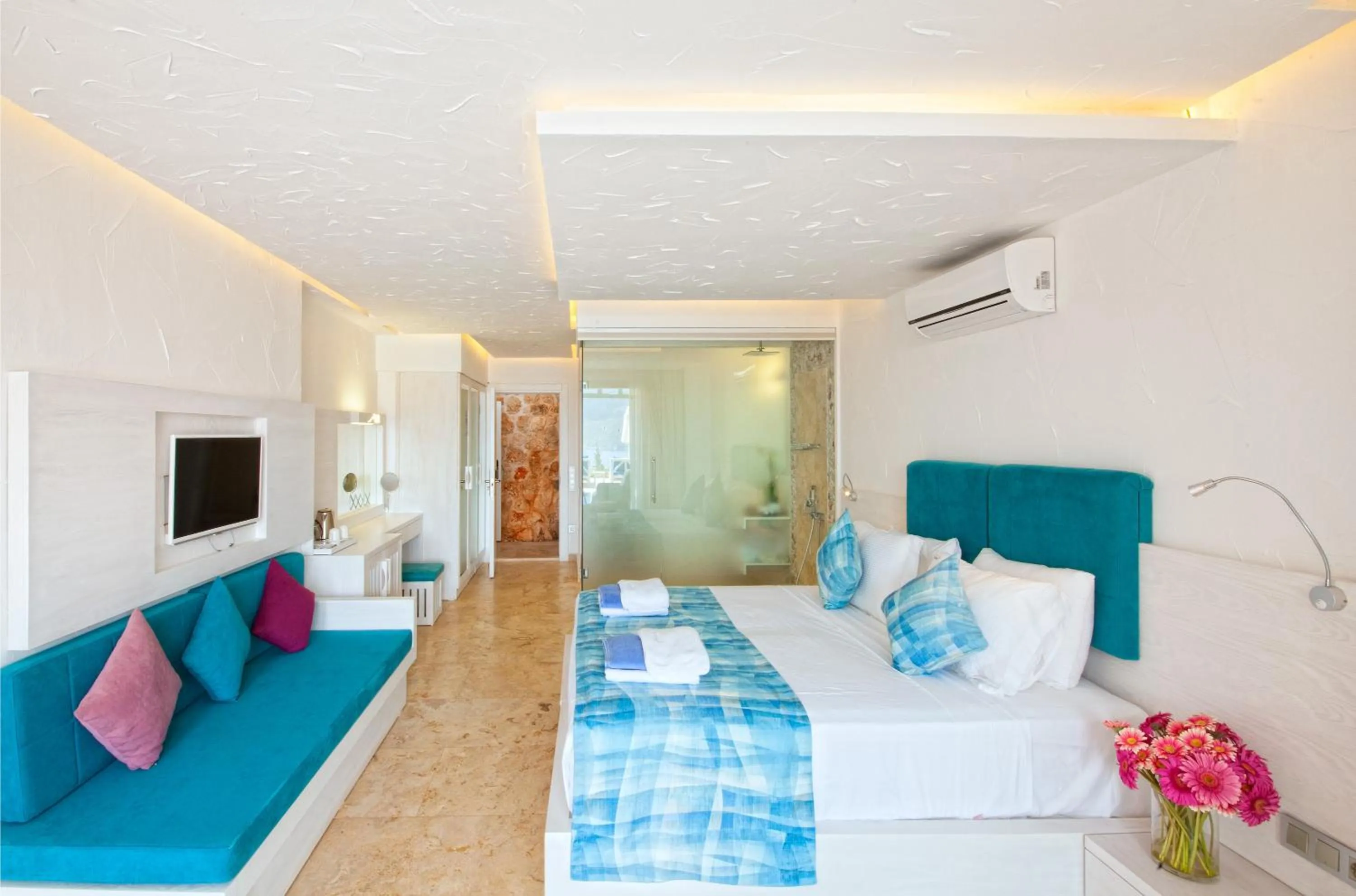 Bedroom, Bed in Asfiya Sea View Hotel