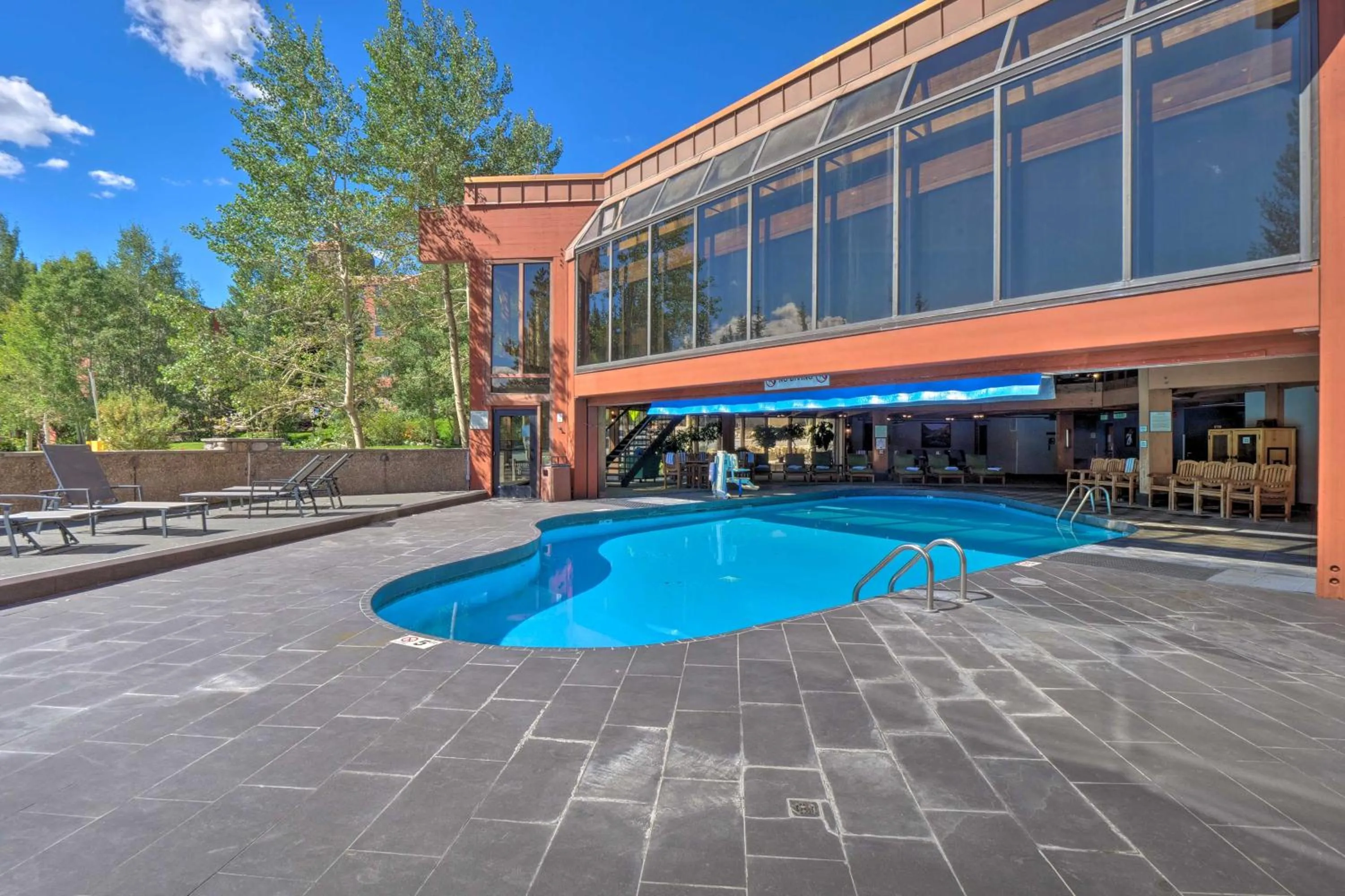 Swimming Pool in Beaver Run Resort 4228