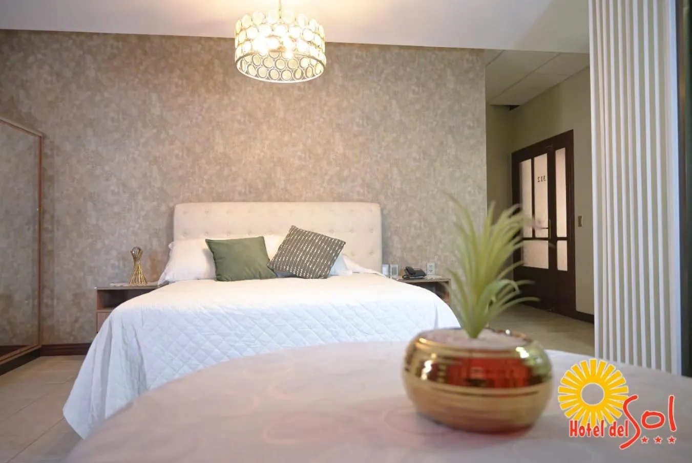 Bed in Hotel del Sol