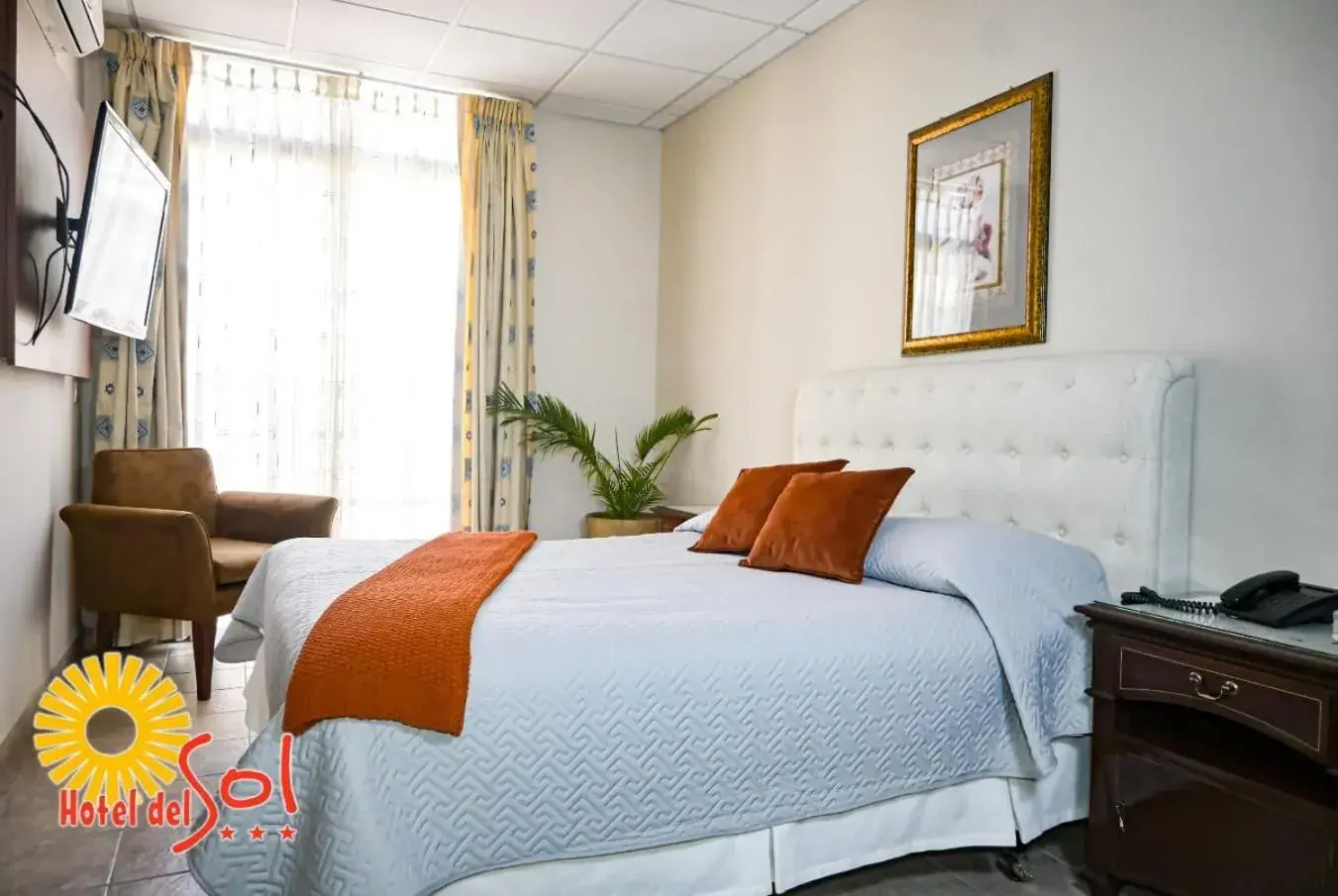 Bed in Hotel del Sol Bed in Hotel del Sol