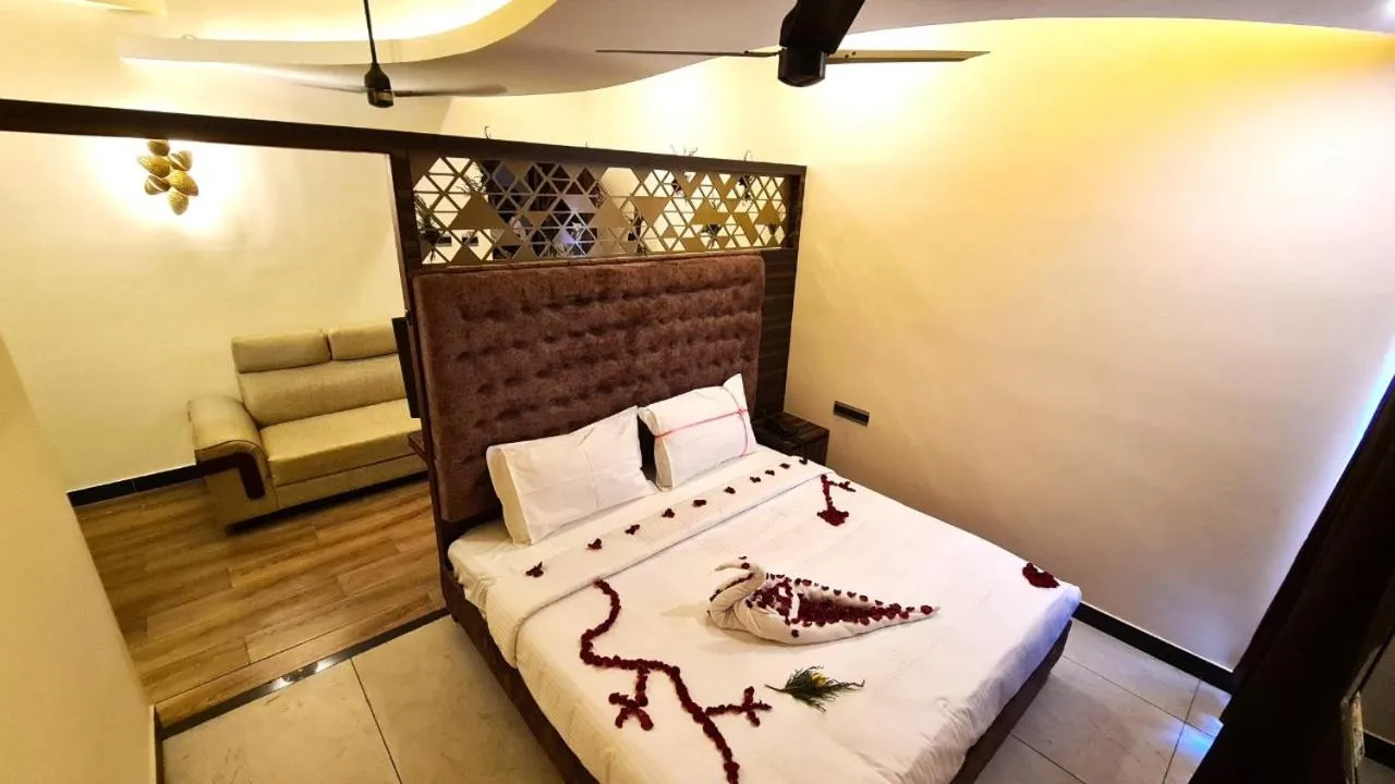 Bed in MMD Grande A Boutique Hotel