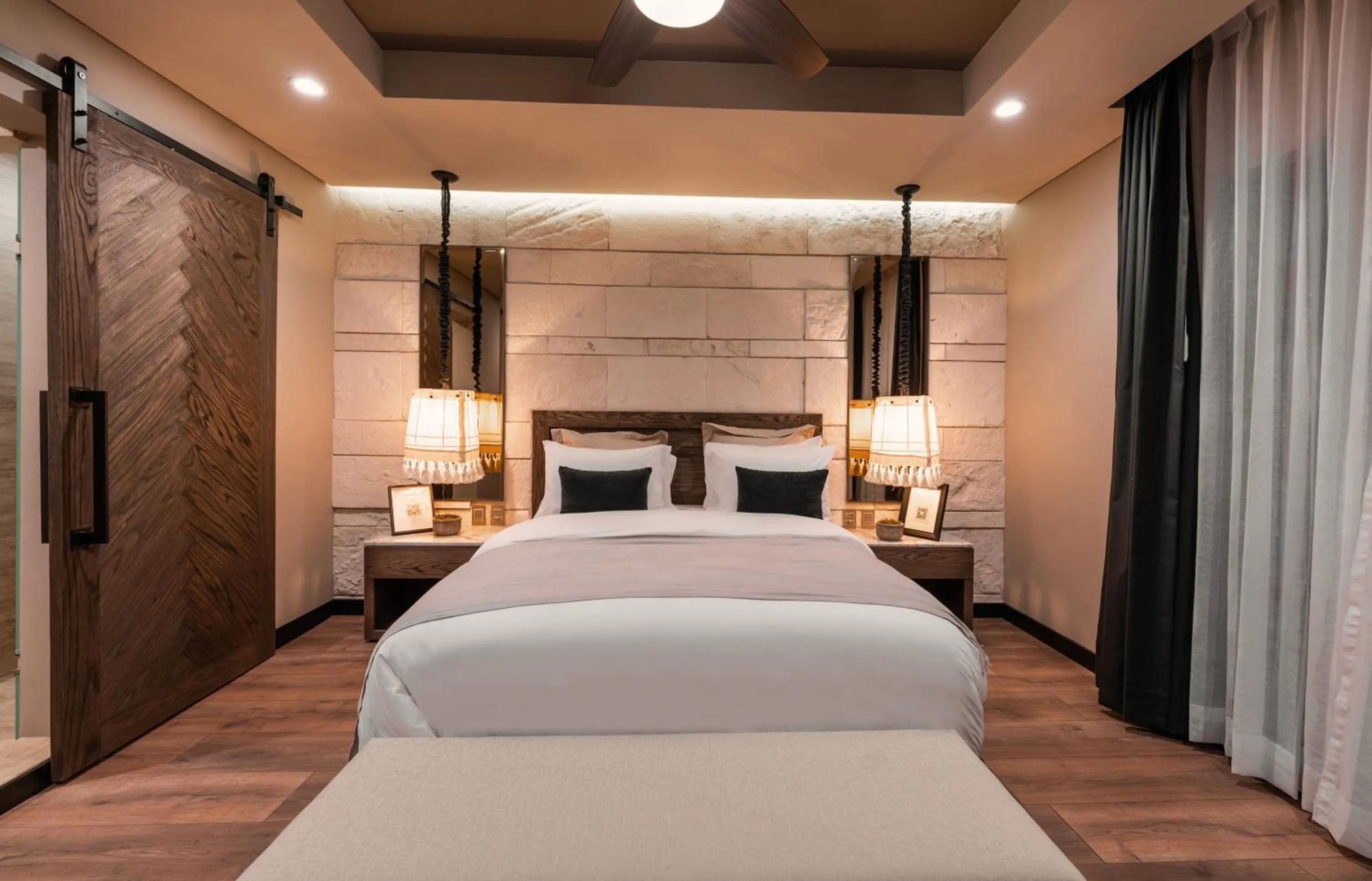 Photo of the whole room, Bed in CASA LUCIANA Condesa