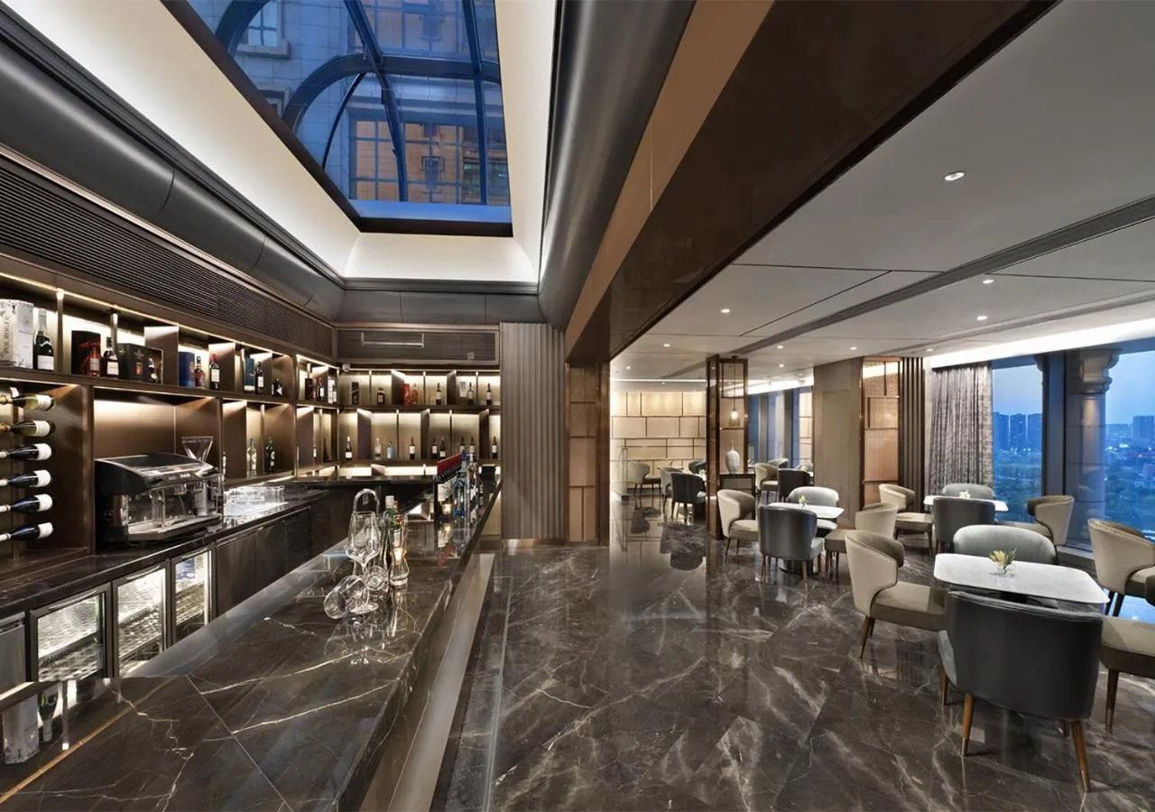 Restaurant/places to eat in Oakwood Residence Foshan