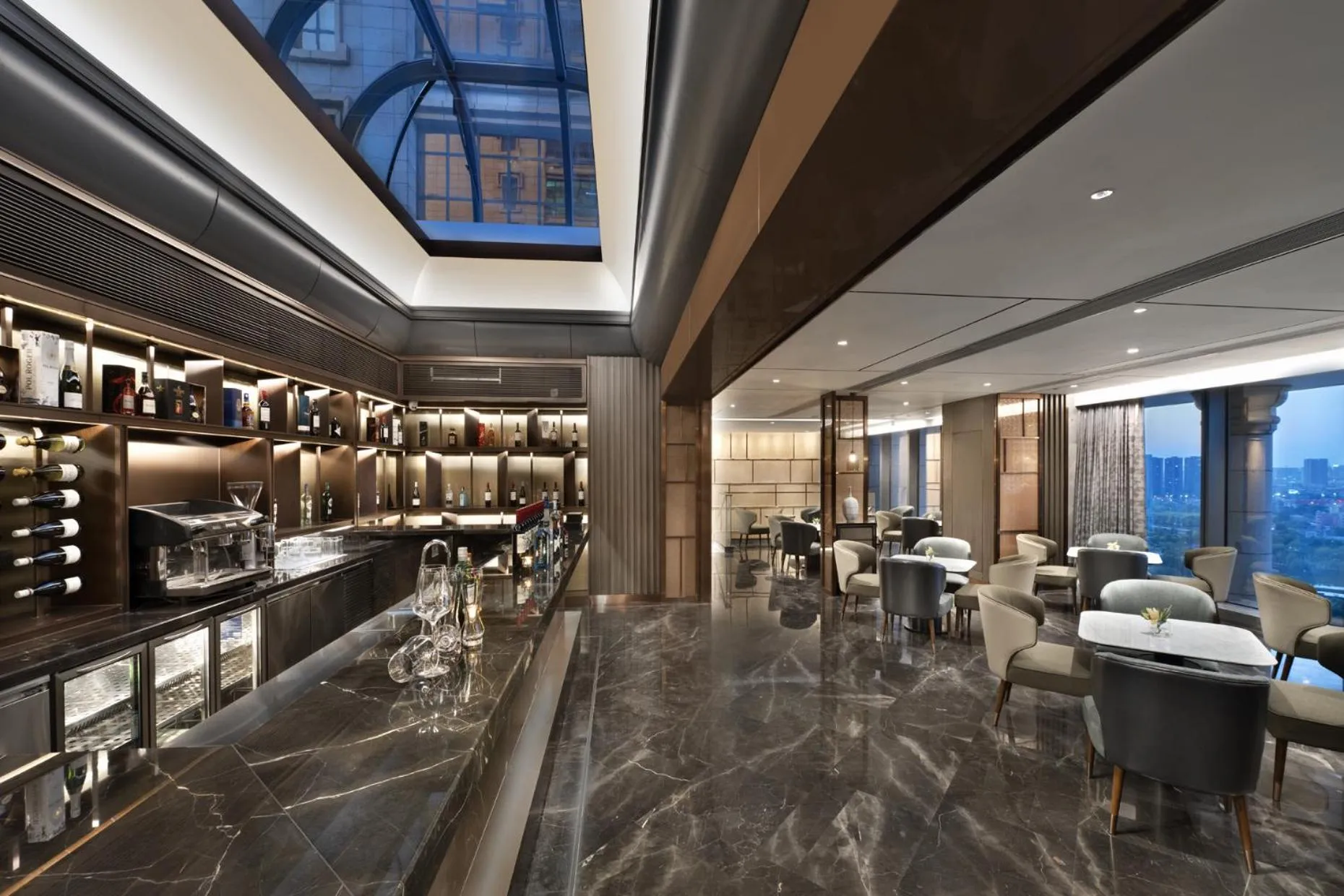 Lounge or bar in Oakwood Residence Foshan