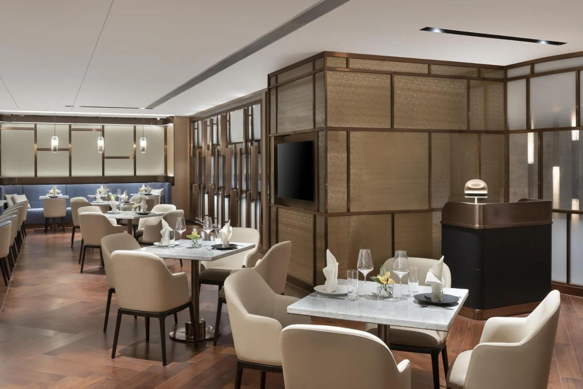 Restaurant/places to eat in Oakwood Residence Foshan