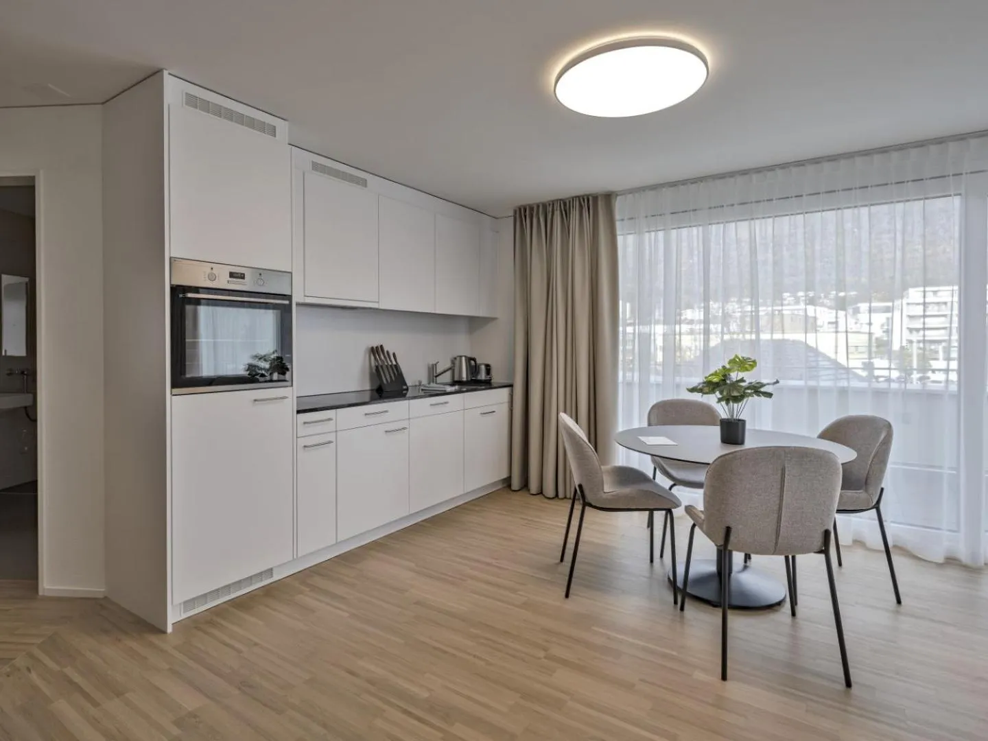 Kitchen or kitchenette in MOOI Apartments Grenchen