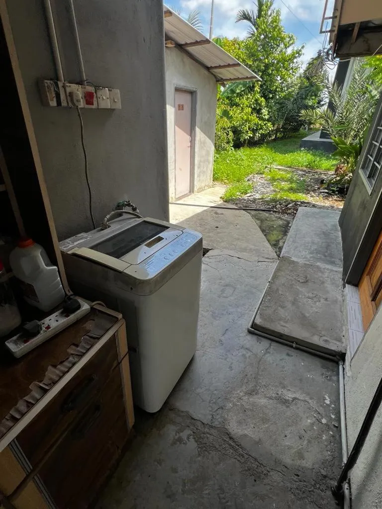 washing machine in HOMESTAY Kampong KOTA AUR Resort with swimming pool, Kepala Batas, SEBERANG PERAI, PENANG -MOTAC registered Awarded ASEAN homestay standard Malaysia AWARD 2023-2028 Only 3 minutes from viral KG AGONG