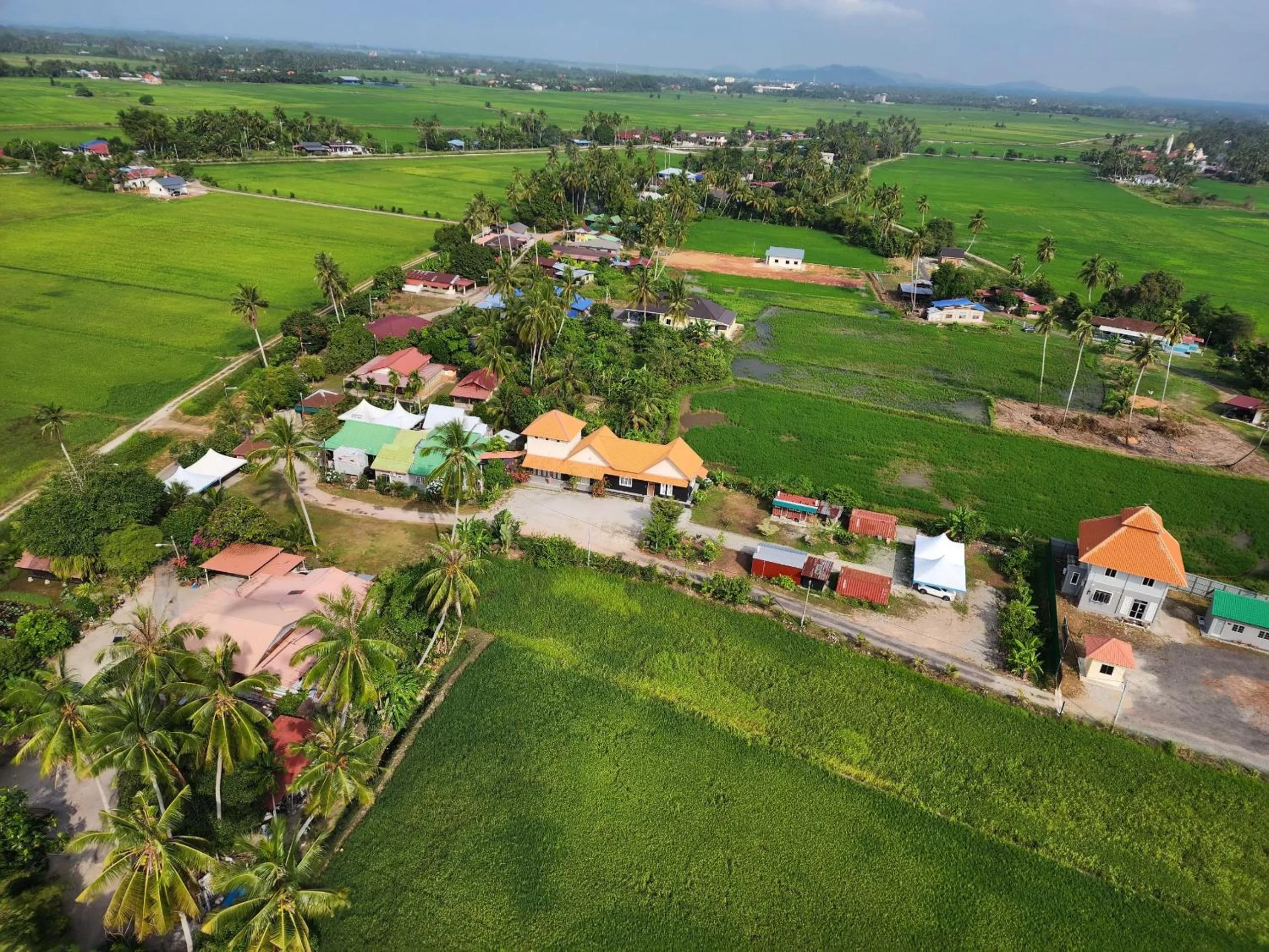 Property building in HOMESTAY Kampong KOTA AUR Resort with swimming pool, Kepala Batas, SEBERANG PERAI, PENANG -MOTAC registered Awarded ASEAN homestay standard Malaysia AWARD 2023-2028 Only 3 minutes from viral KG AGONG