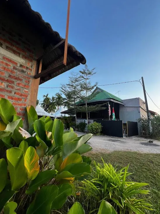 Property building in HOMESTAY Kampong KOTA AUR Resort with swimming pool, Kepala Batas, SEBERANG PERAI, PENANG -MOTAC registered Awarded ASEAN homestay standard Malaysia AWARD 2023-2028 Only 3 minutes from viral KG AGONG