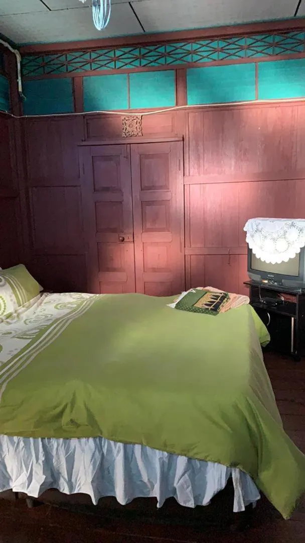 Bed in HOMESTAY Kampong KOTA AUR Resort with swimming pool, Kepala Batas, SEBERANG PERAI, PENANG -MOTAC registered Awarded ASEAN homestay standard Malaysia AWARD 2023-2028 Only 3 minutes from viral KG AGONG