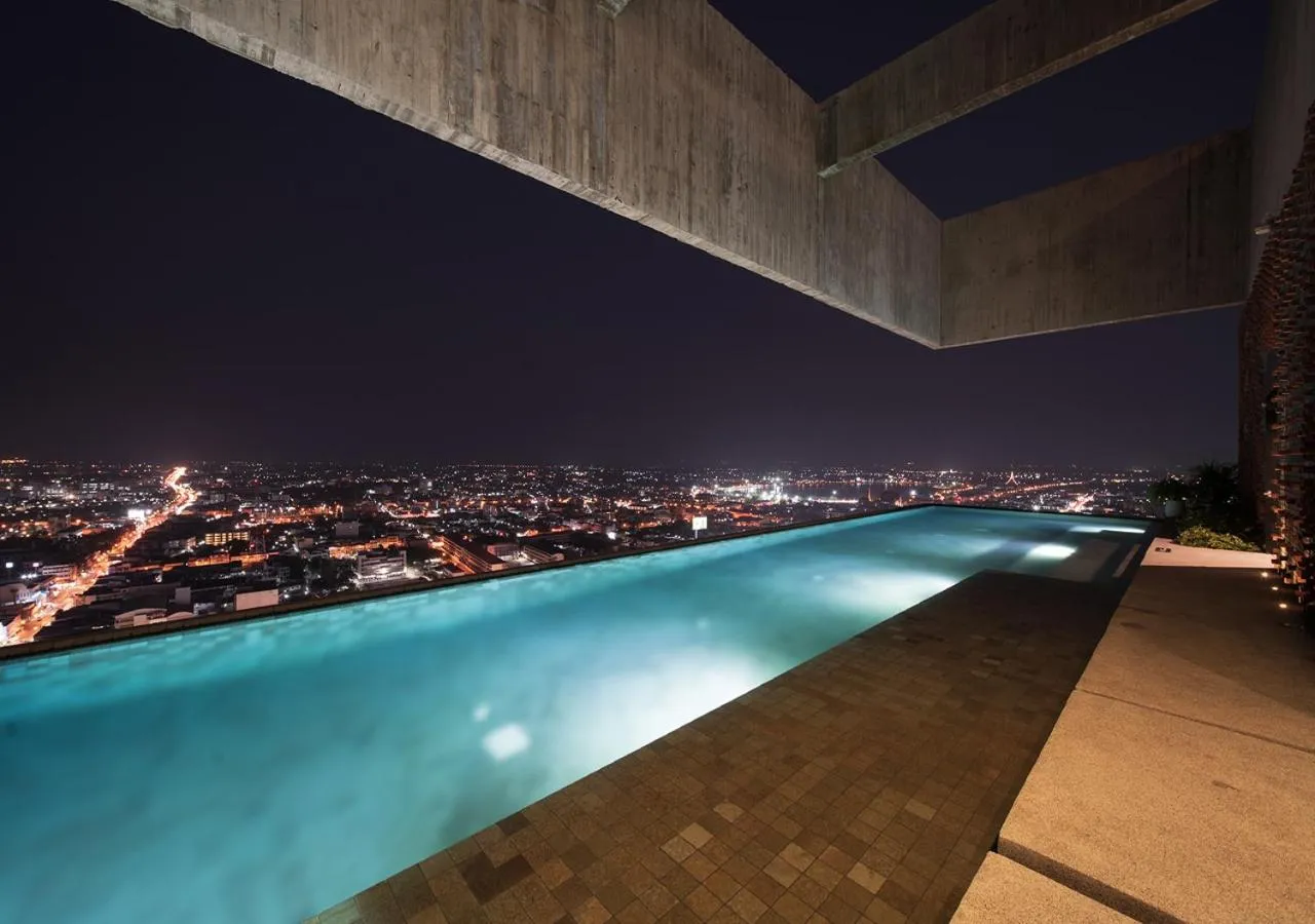 Swimming pool in Ad Lib Hotel Khon Kaen