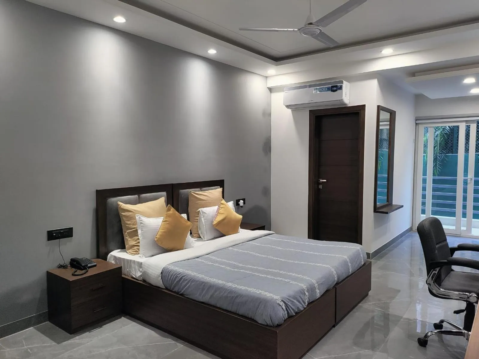 Bed in Perch Service Apartment DLF Cyber City