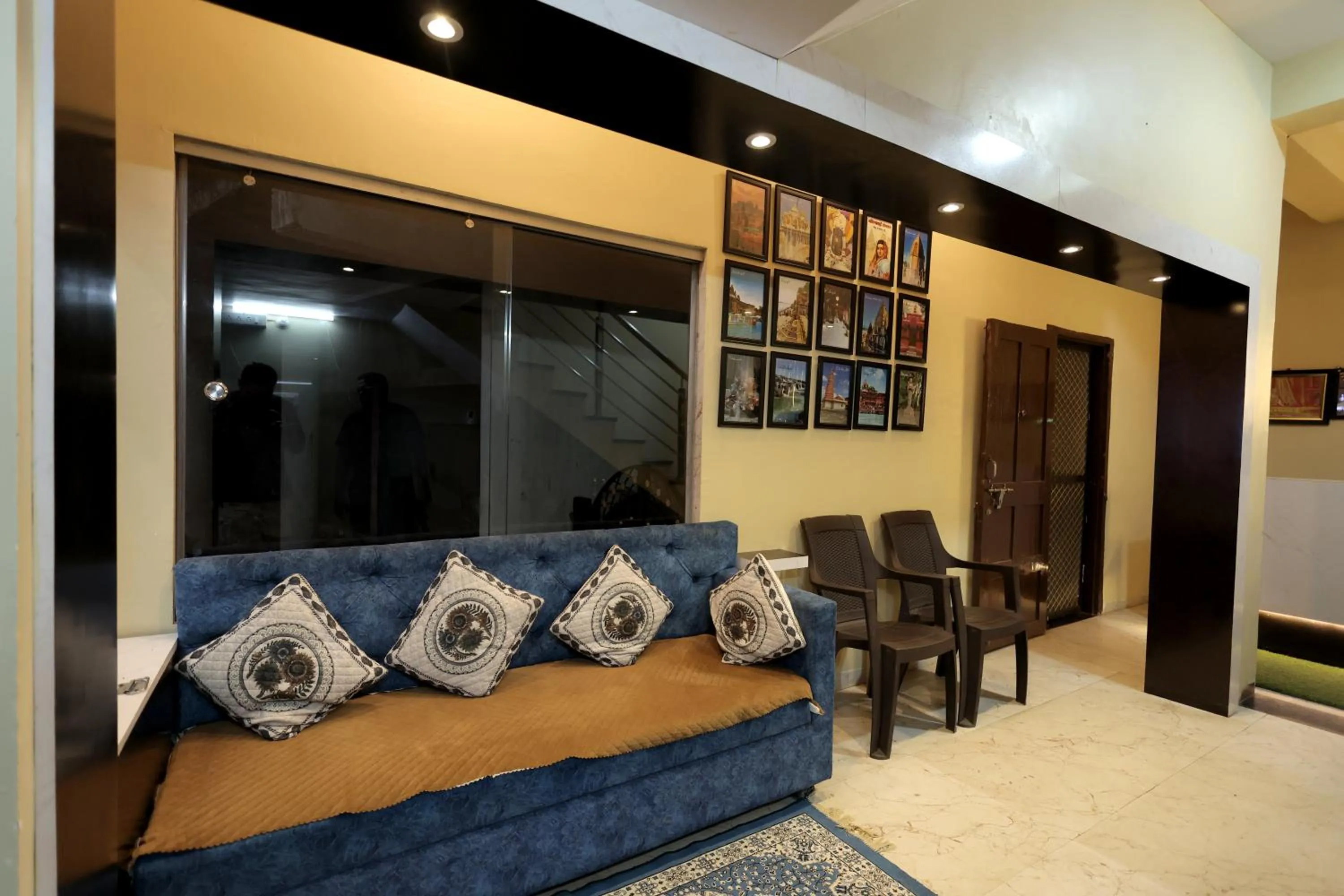 Lobby or reception in Hotel Shivalay Palace