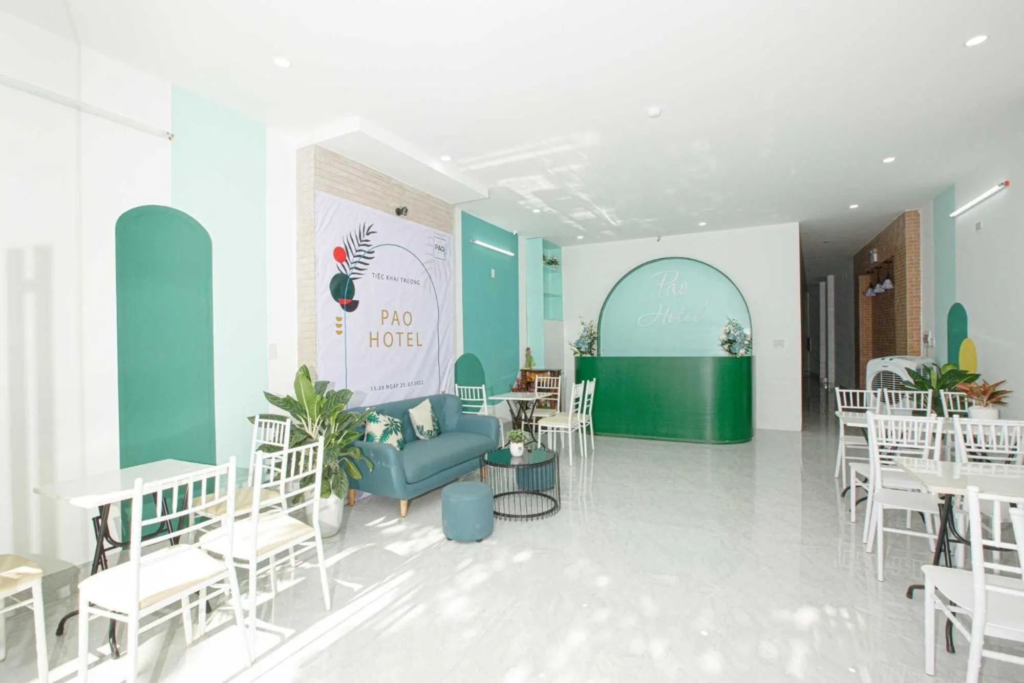 Area and facilities in Pao Hotel