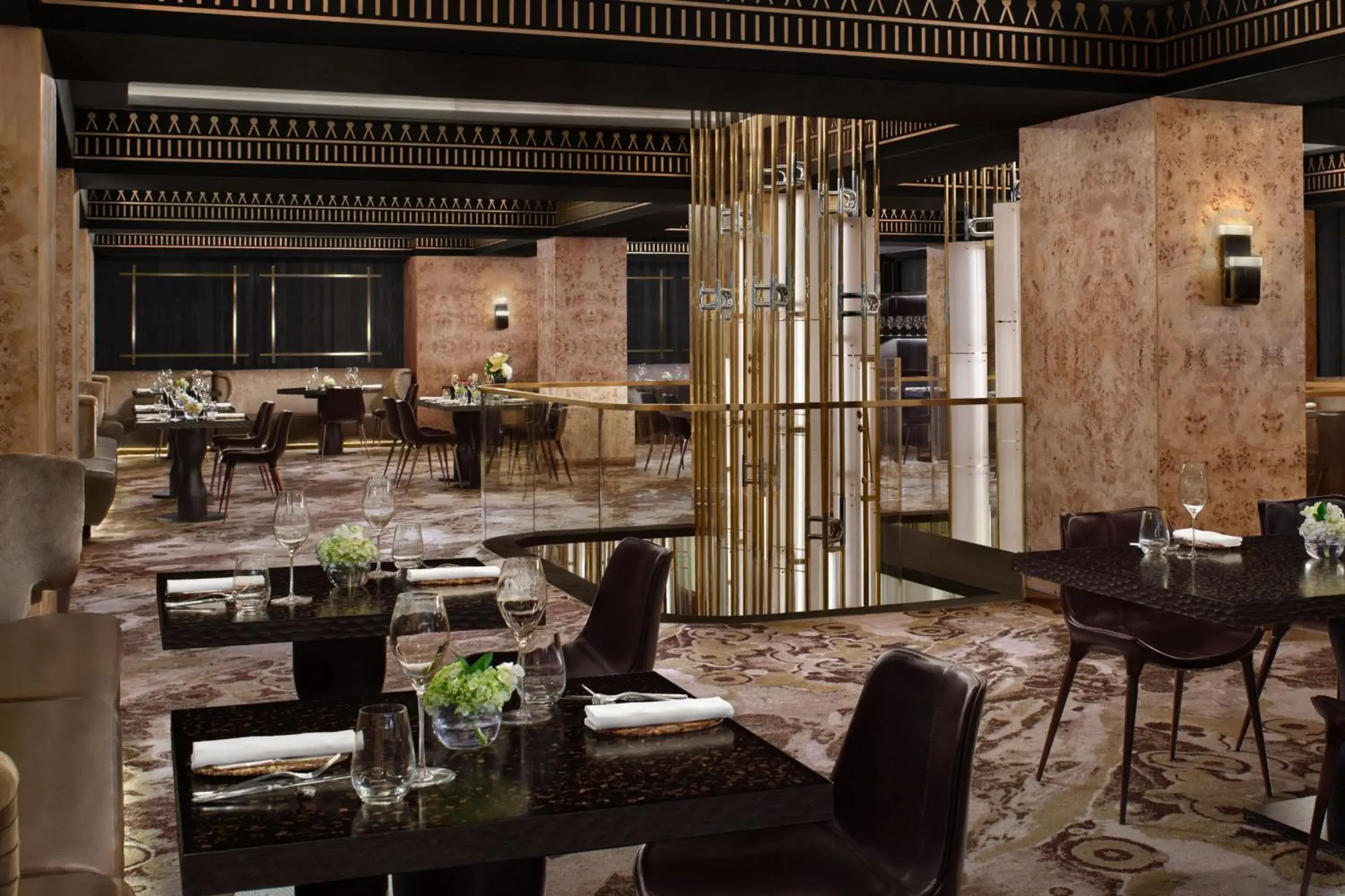 Restaurant/Places to Eat in The St Regis Jakarta