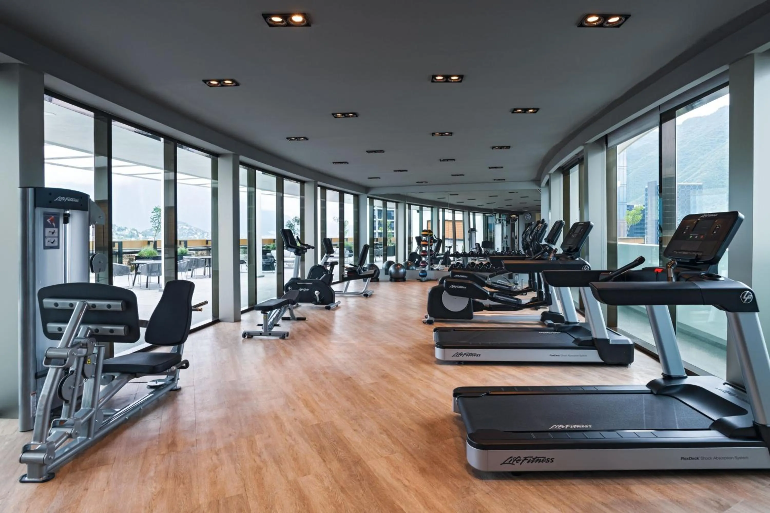 Fitness centre/facilities in AC Hotel by Marriott Monterrey Valle